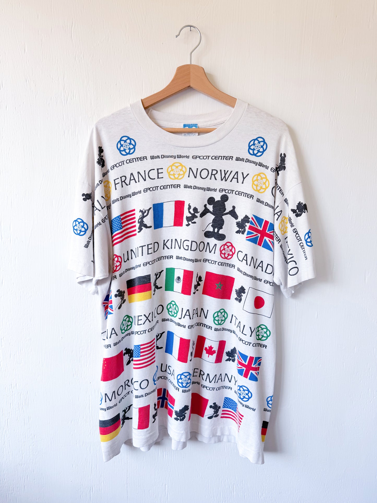 VINTAGE 90’s Epcot World Showcase Tee - 1X/2X