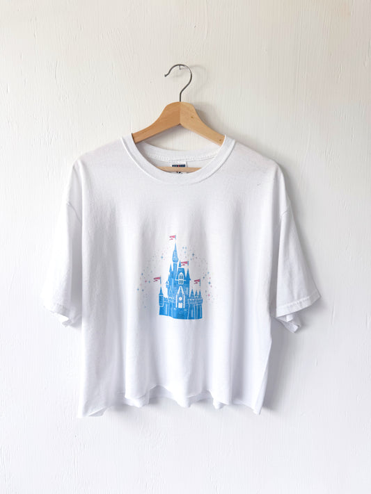 VINTAGE 90’s Castle Tee - XL