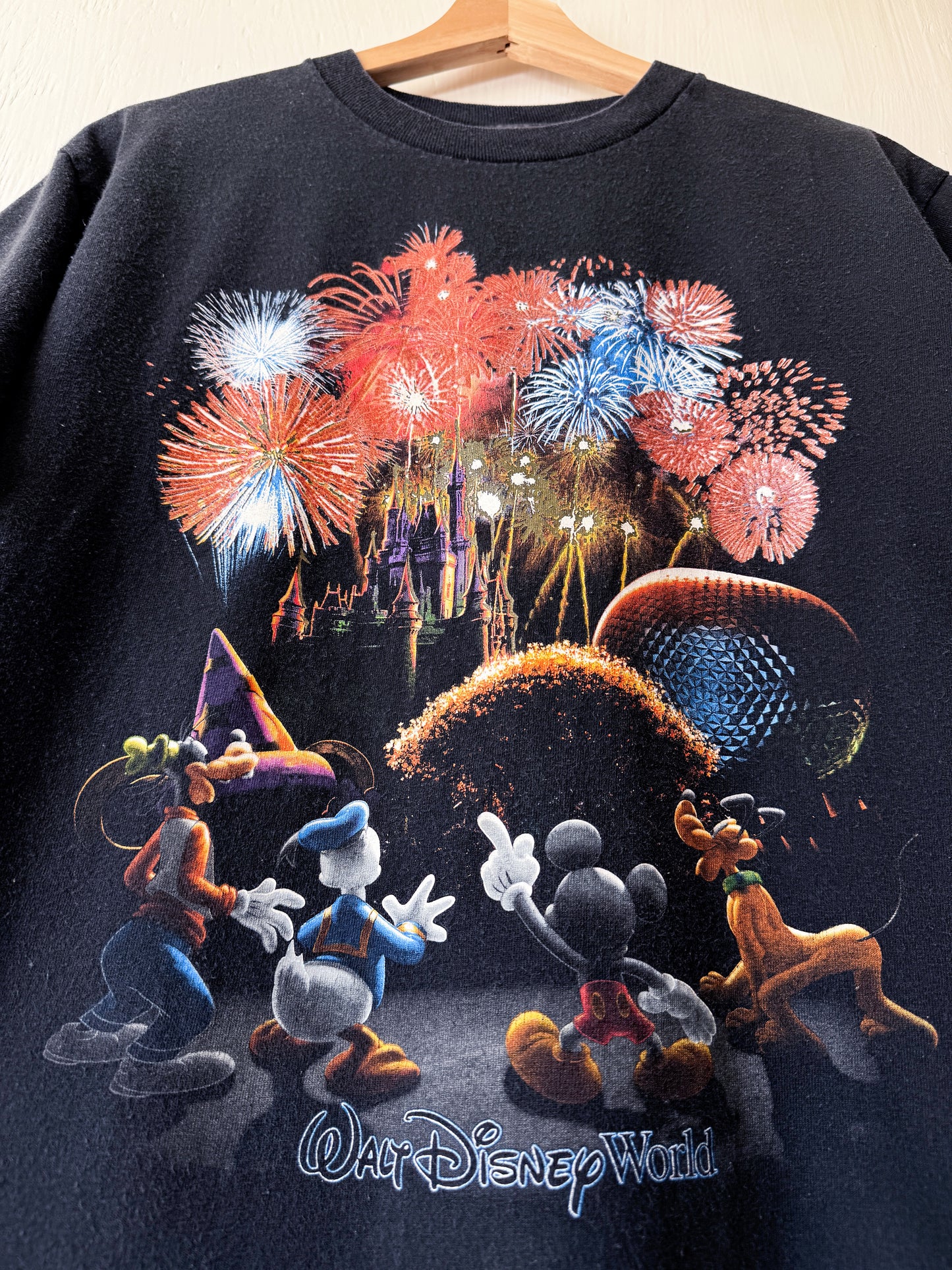 VINTAGE 00’s WDW Four Park Fireworks Tee - M