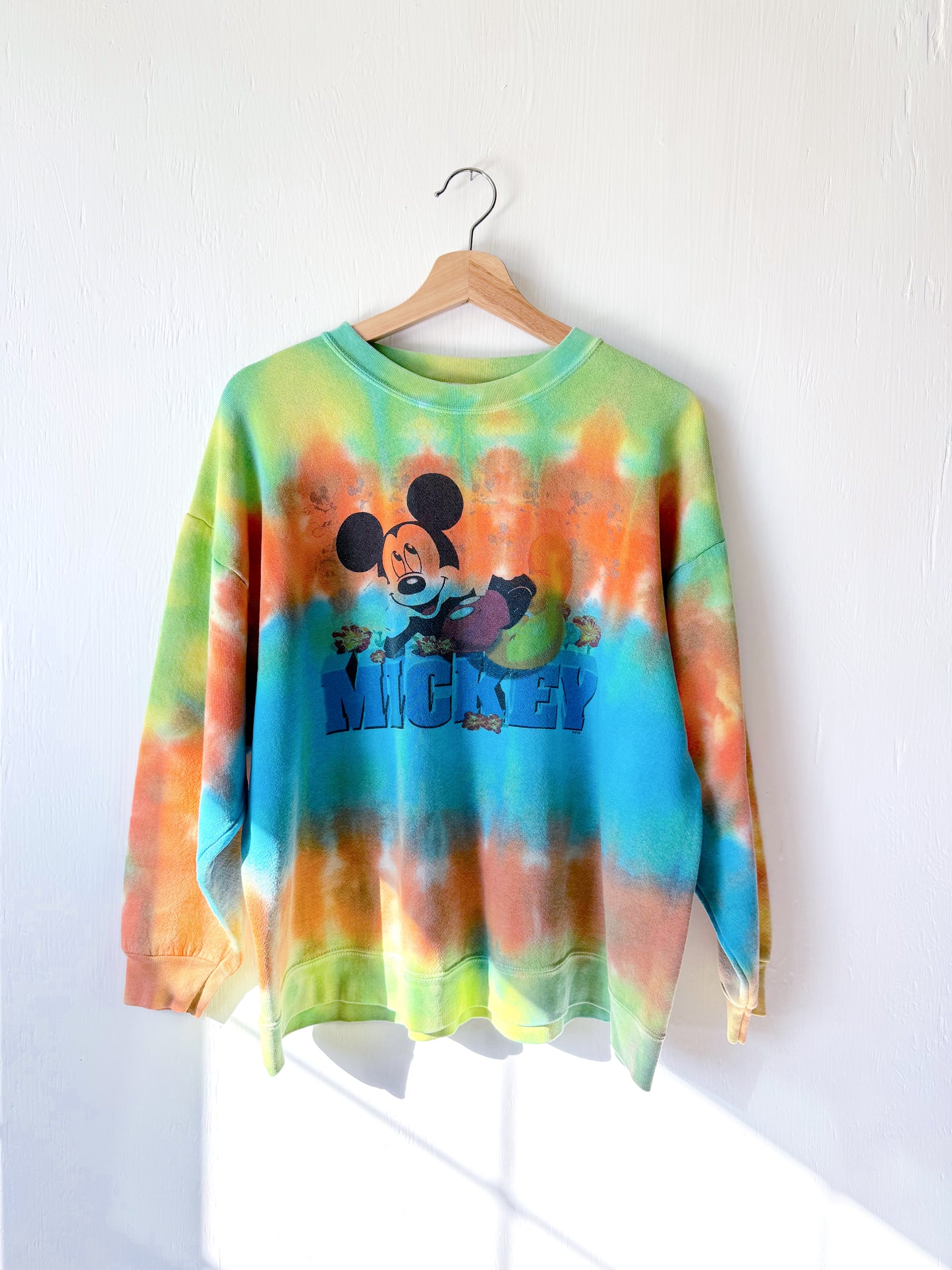 VINTAGE 90’s Mickey Tie Dye Crewneck - L/XL
