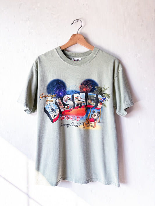 VINTAGE 00’s Greetings From Disney Tee - M