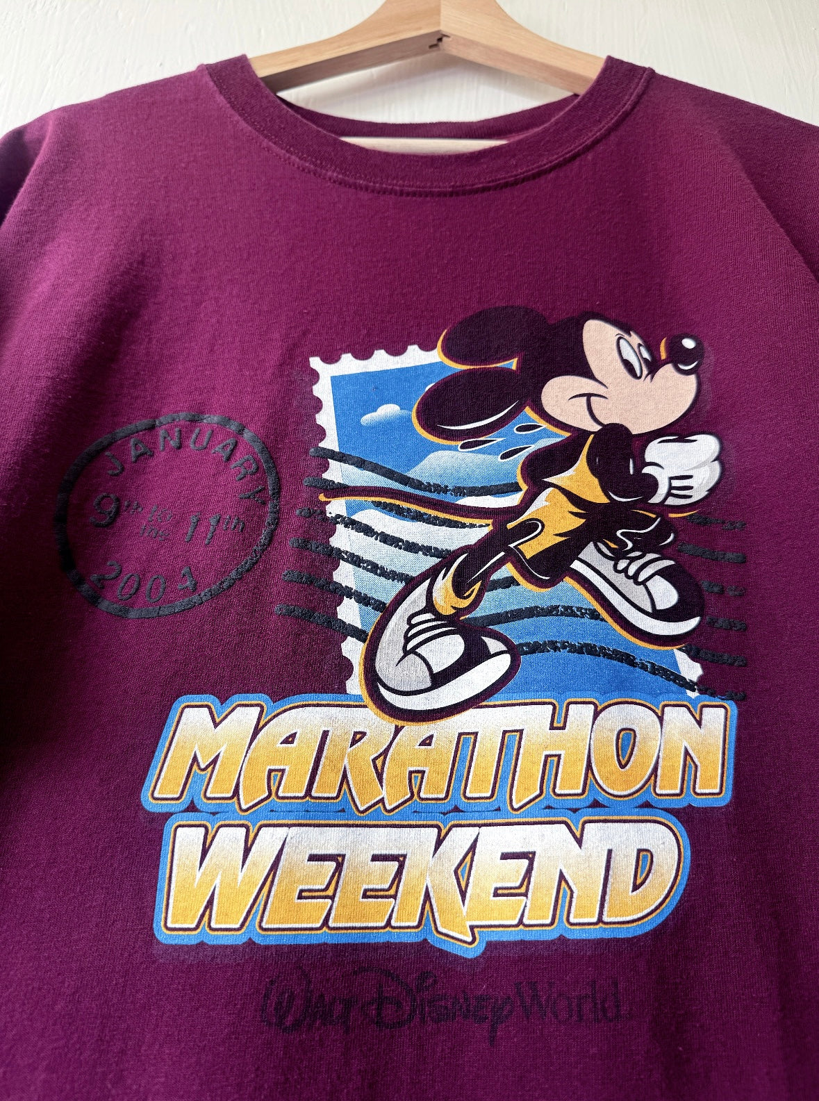 VINTAGE ‘04 WDW Marathon Mickey Stamp Tee - L