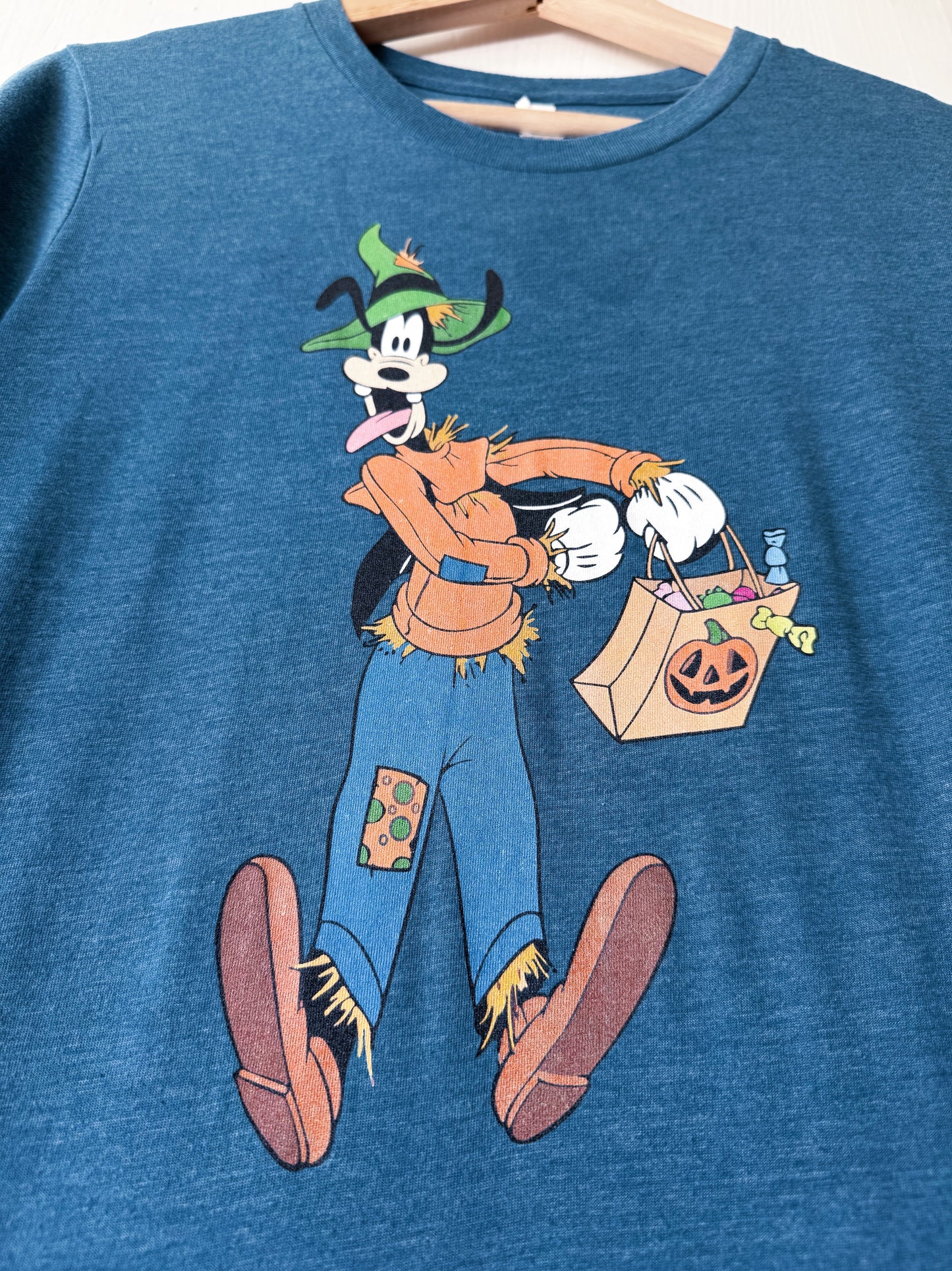 Scarecrow Goofy Tee - S