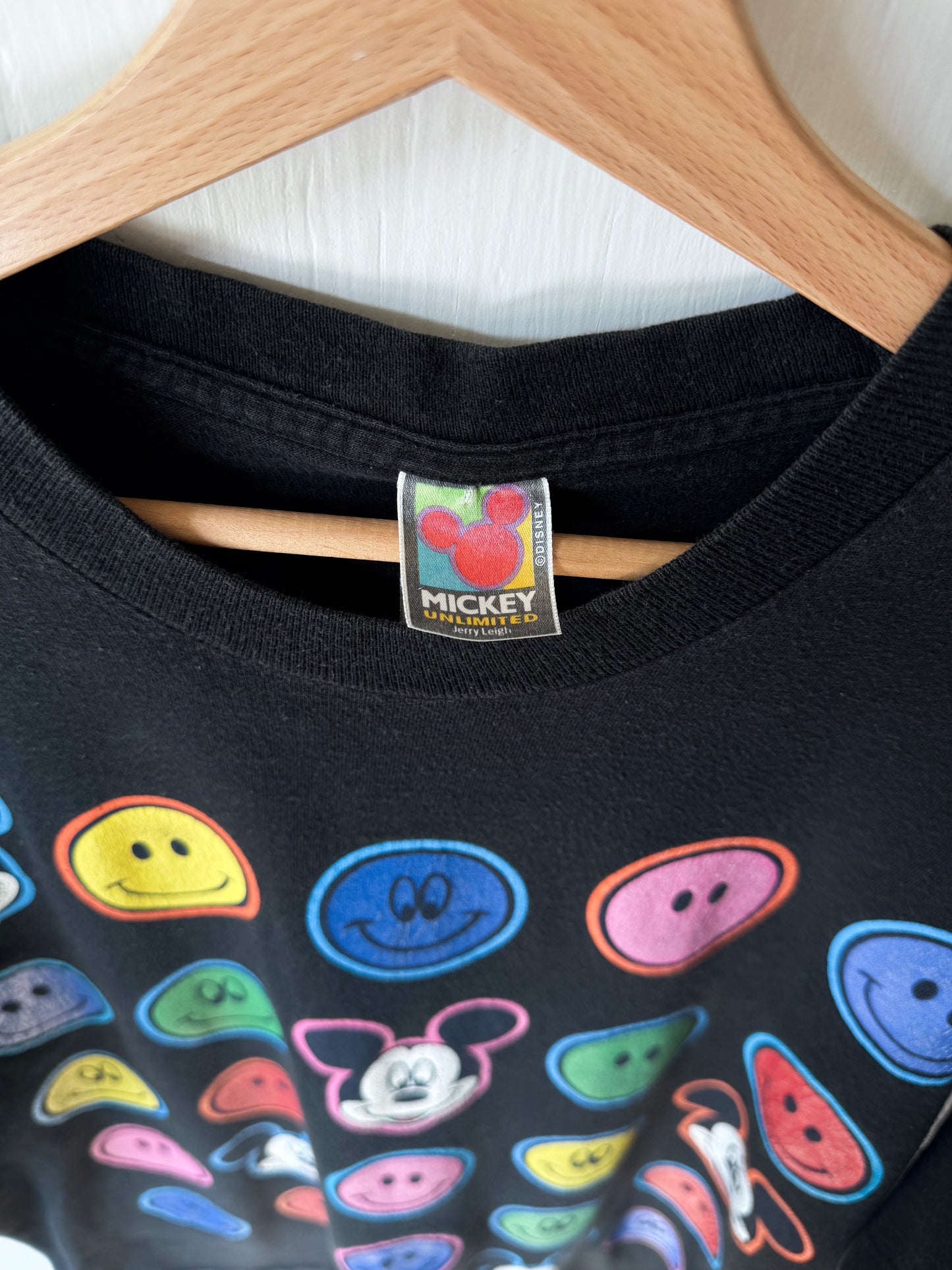 VINTAGE 90’s Mickey Smileys Tee - XL