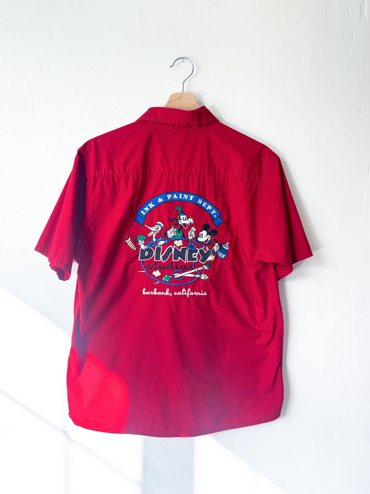 VINTAGE 90’s Disney Ink + Paint Dept Top - M
