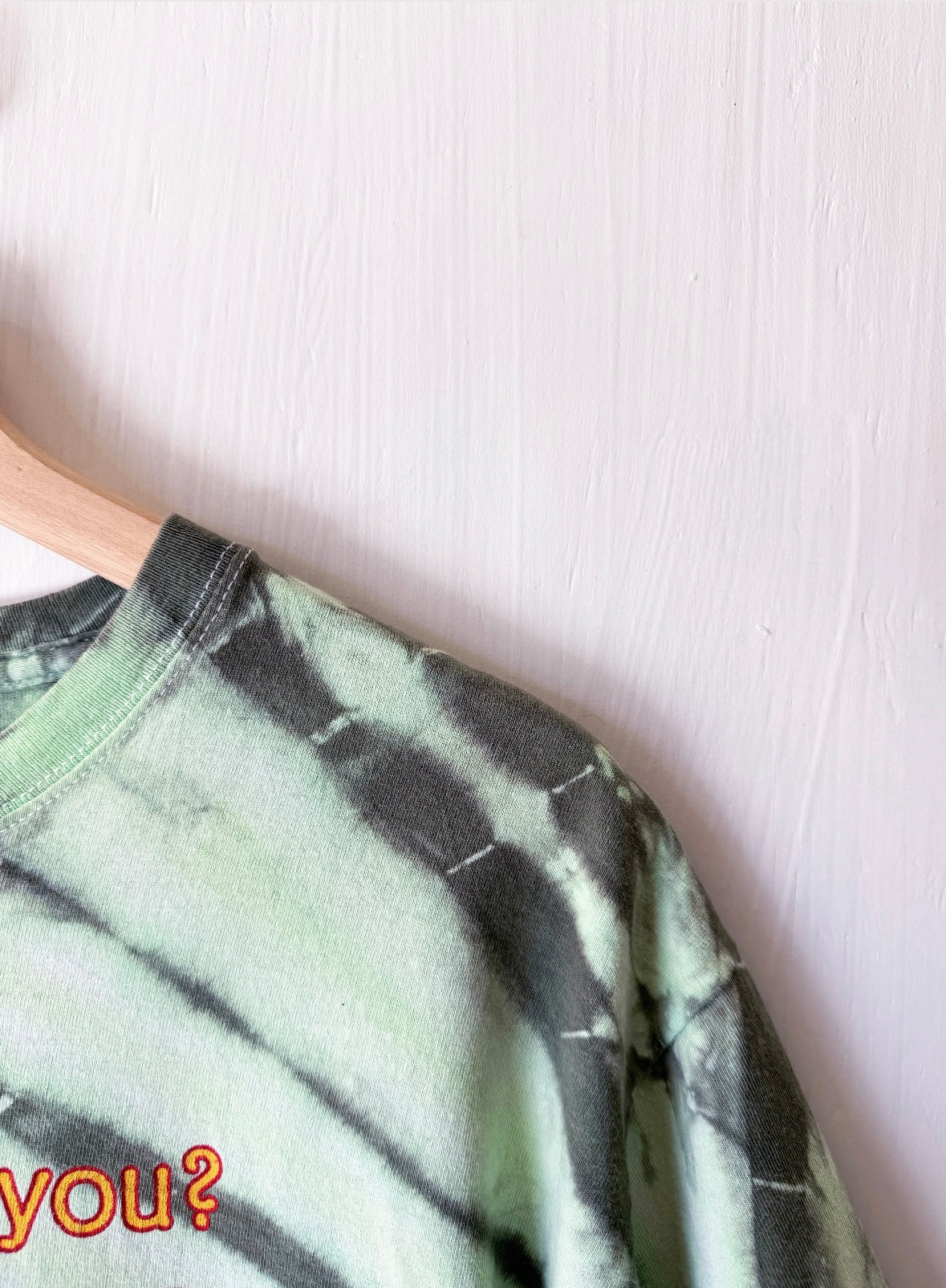 VINTAGE 00’s Pooh + Tiger Tie Dye Tee - M