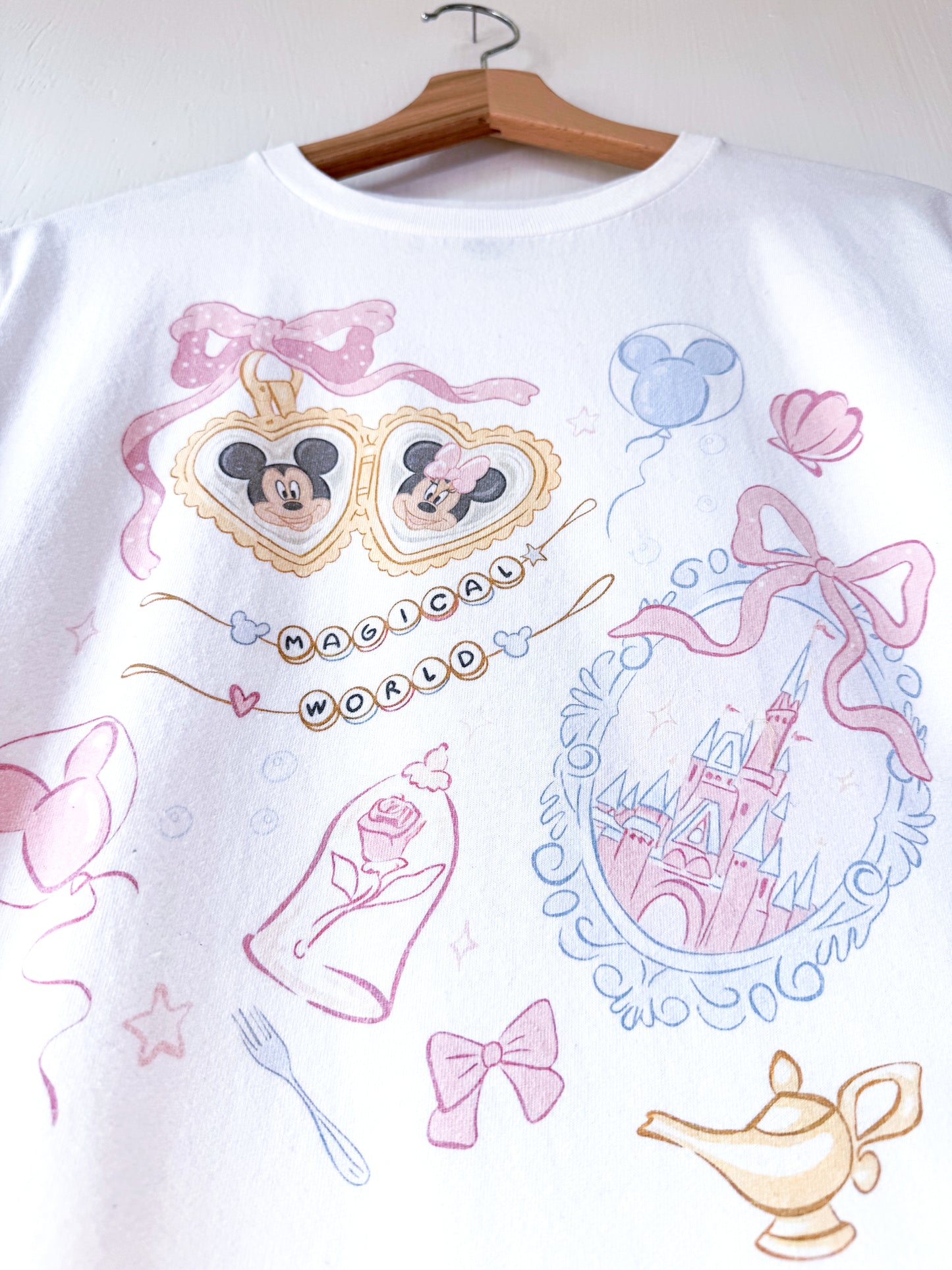 Magic Kingdom Motifs Tee - M/L
