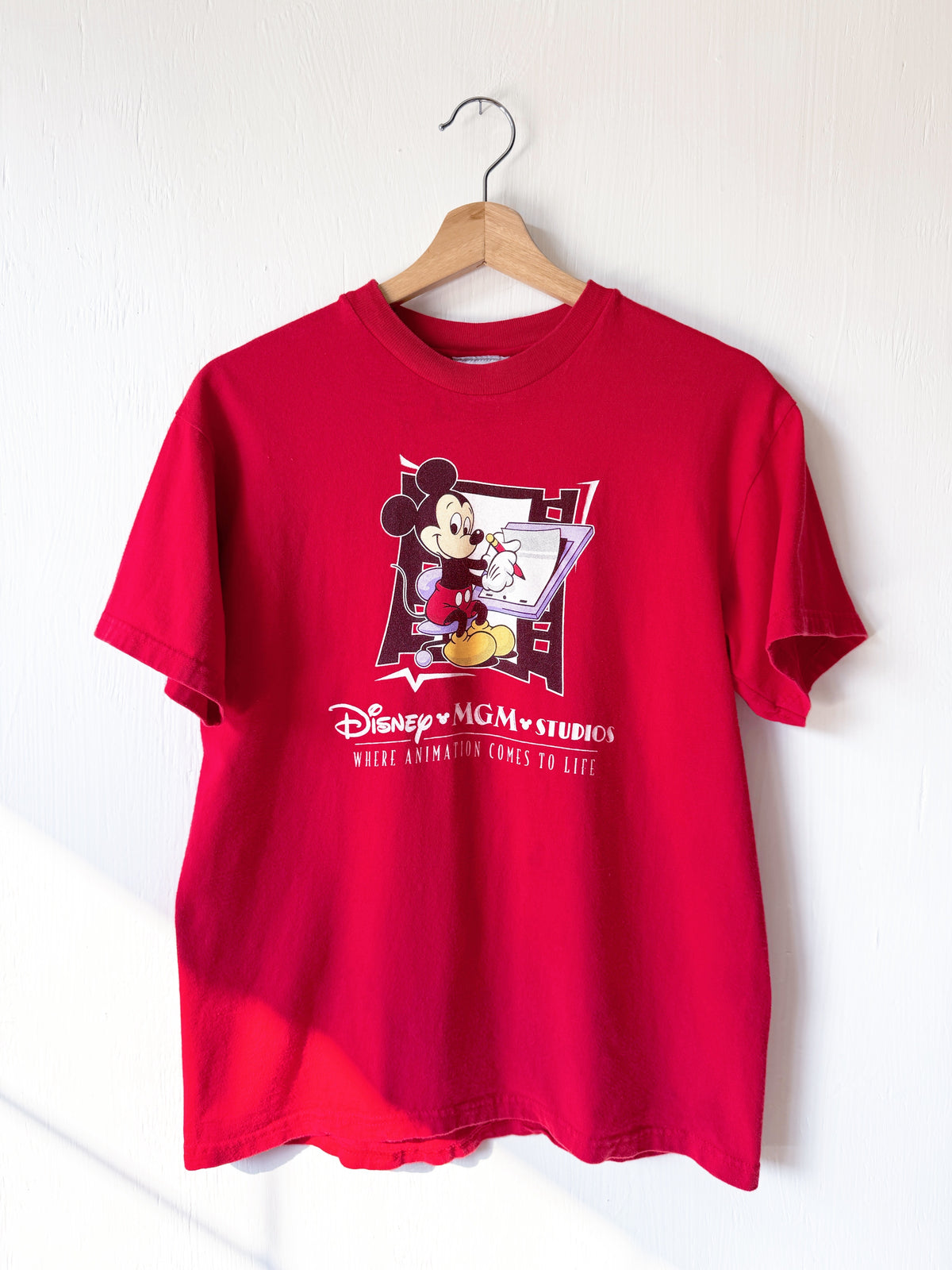 VINTAGE 00’s MGM Studios Animation Tee - S/M (YXL)