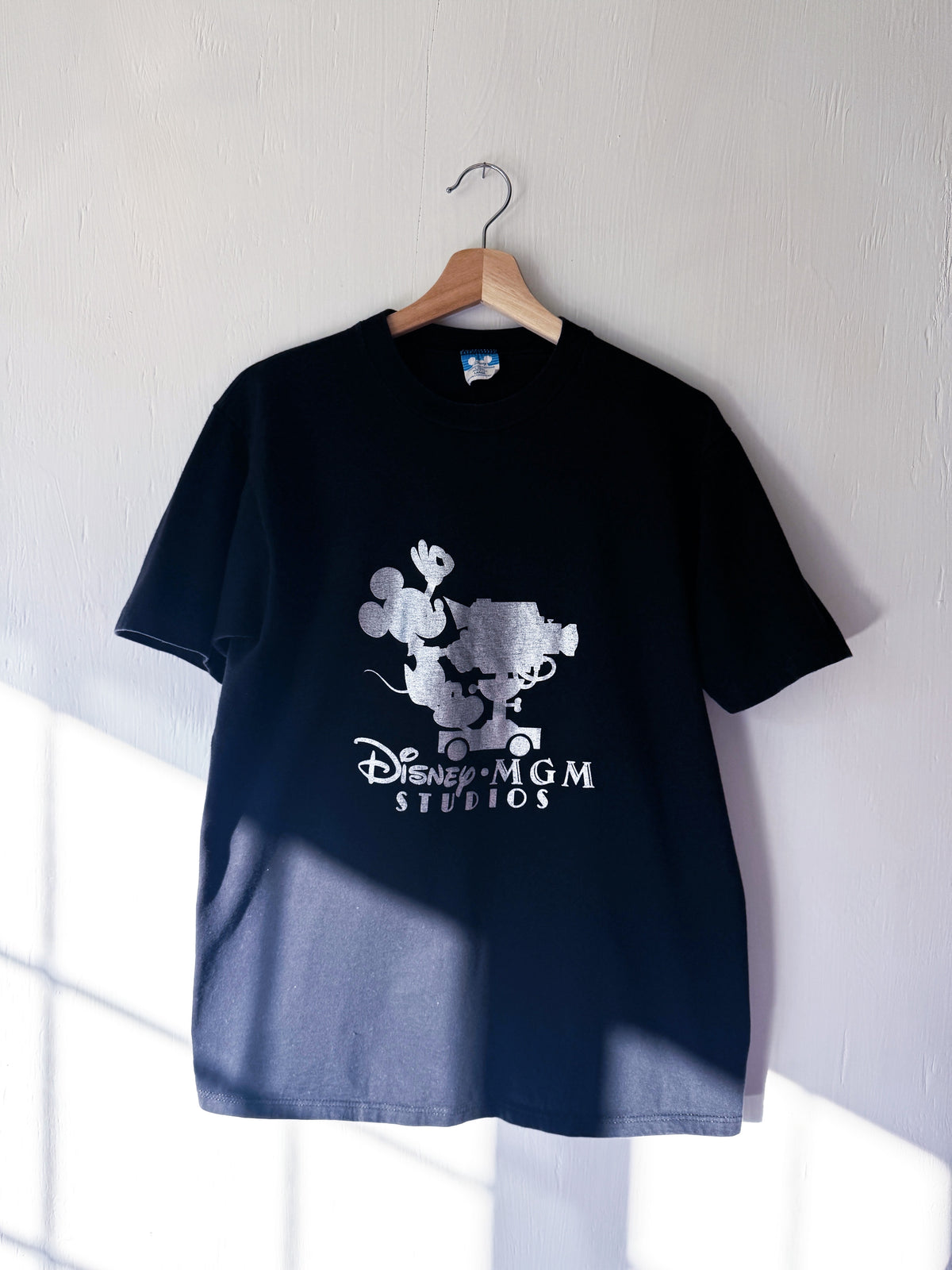 VINTAGE 90’s MGM Director Mickey Tee - M/L