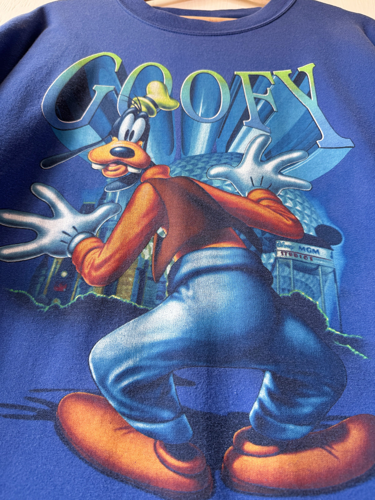 VINTAGE 90’s Goofy Park Icons Tee - XL