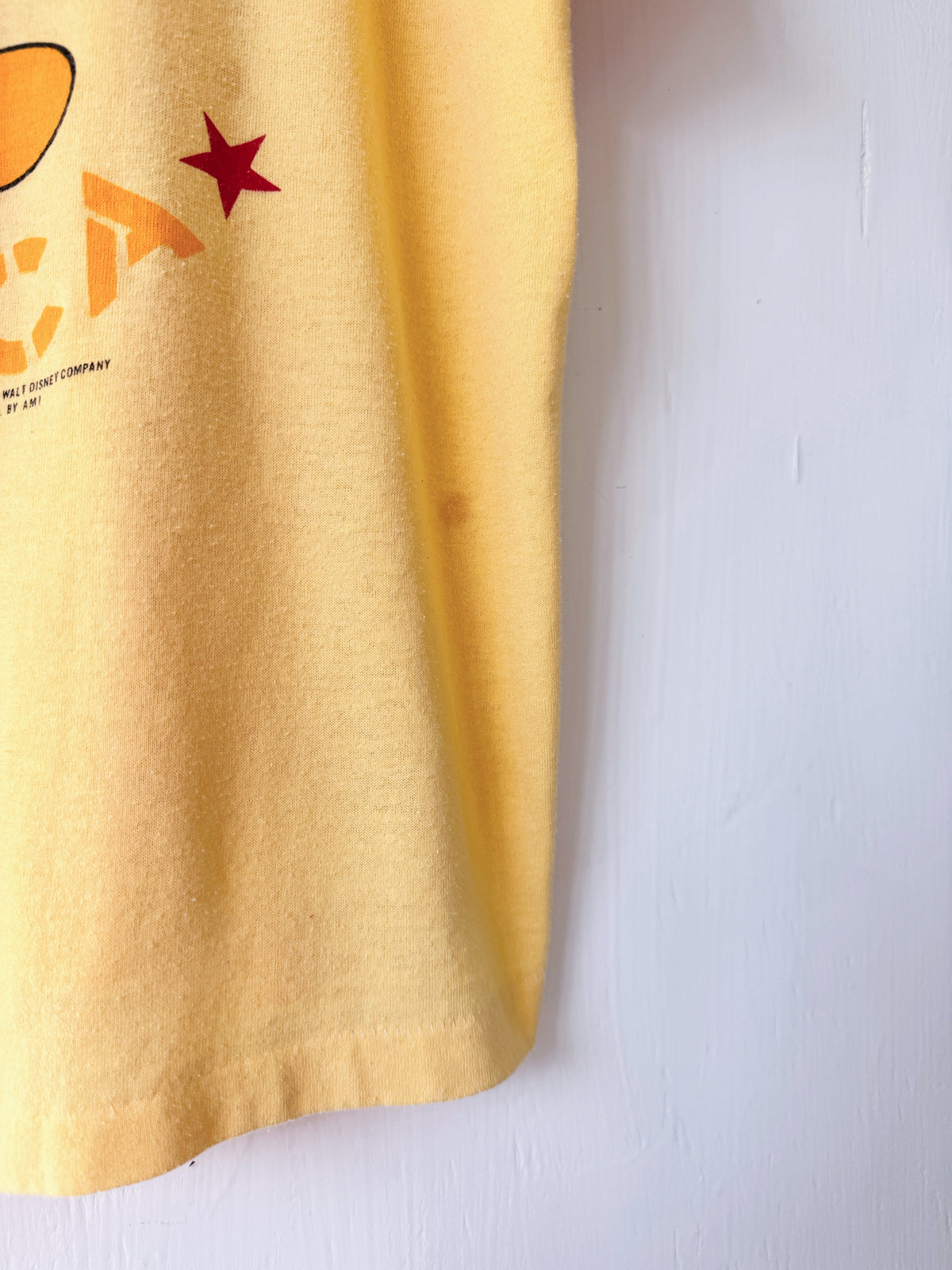 VINTAGE 80’s Single Stitch Made In America Mickey Tee - L