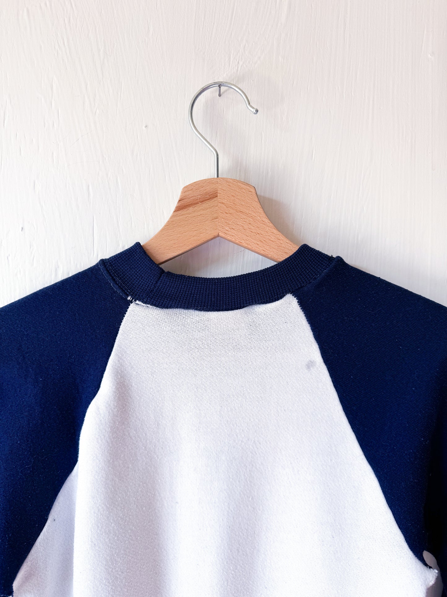VINTAGE 80’s Epcot Center Crewneck - YL