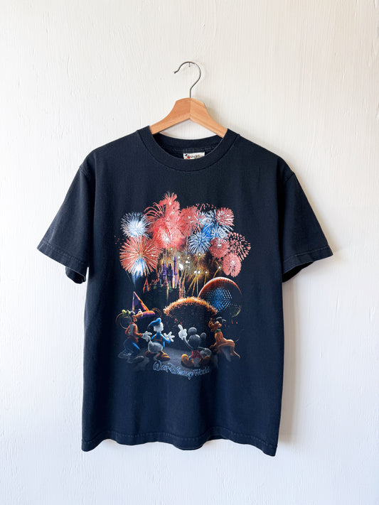 VINTAGE 00’s WDW Four Park Fireworks Tee - M