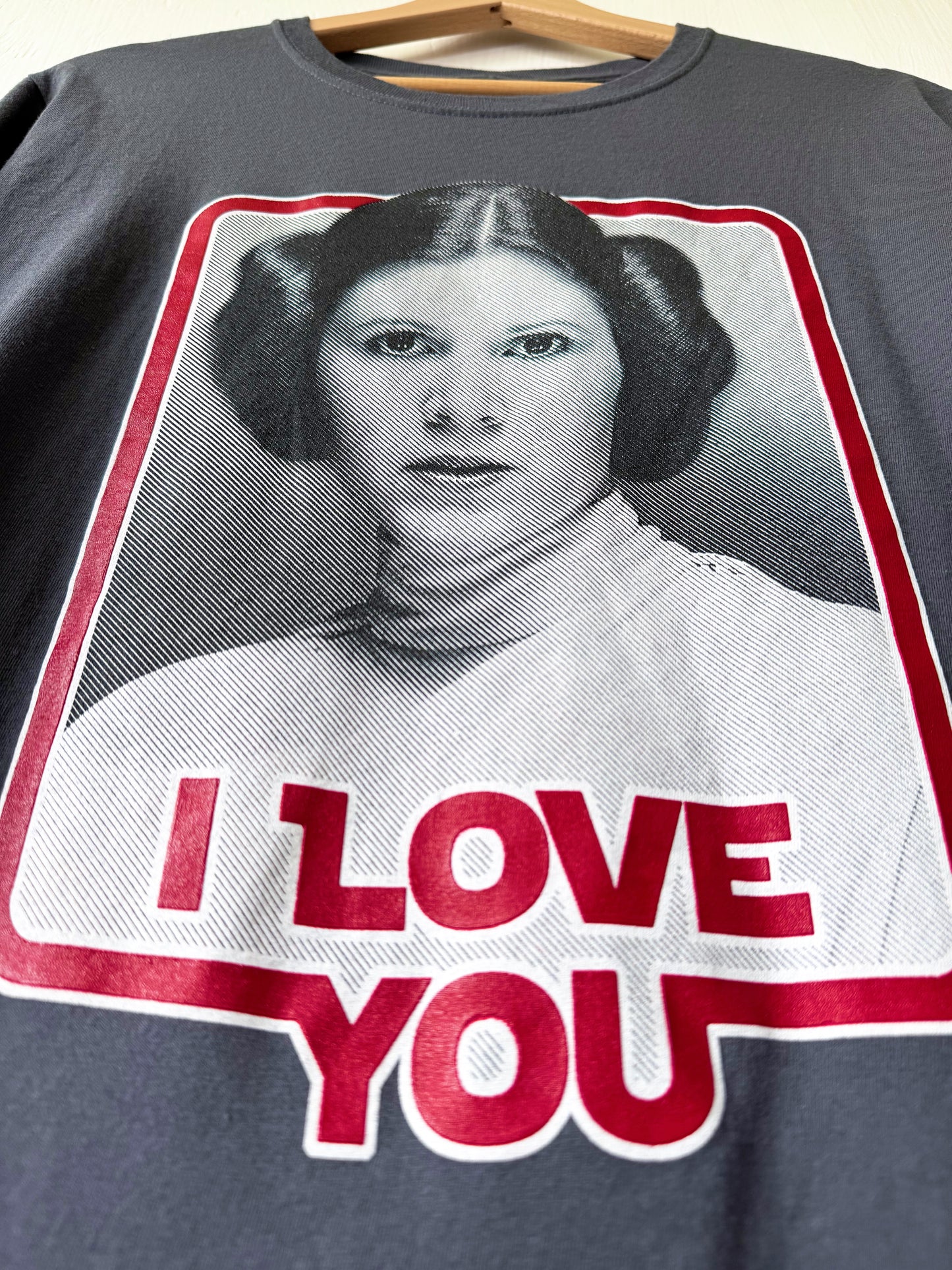 Disney Parks Princess Leia ‘I Love You’ Tee - S