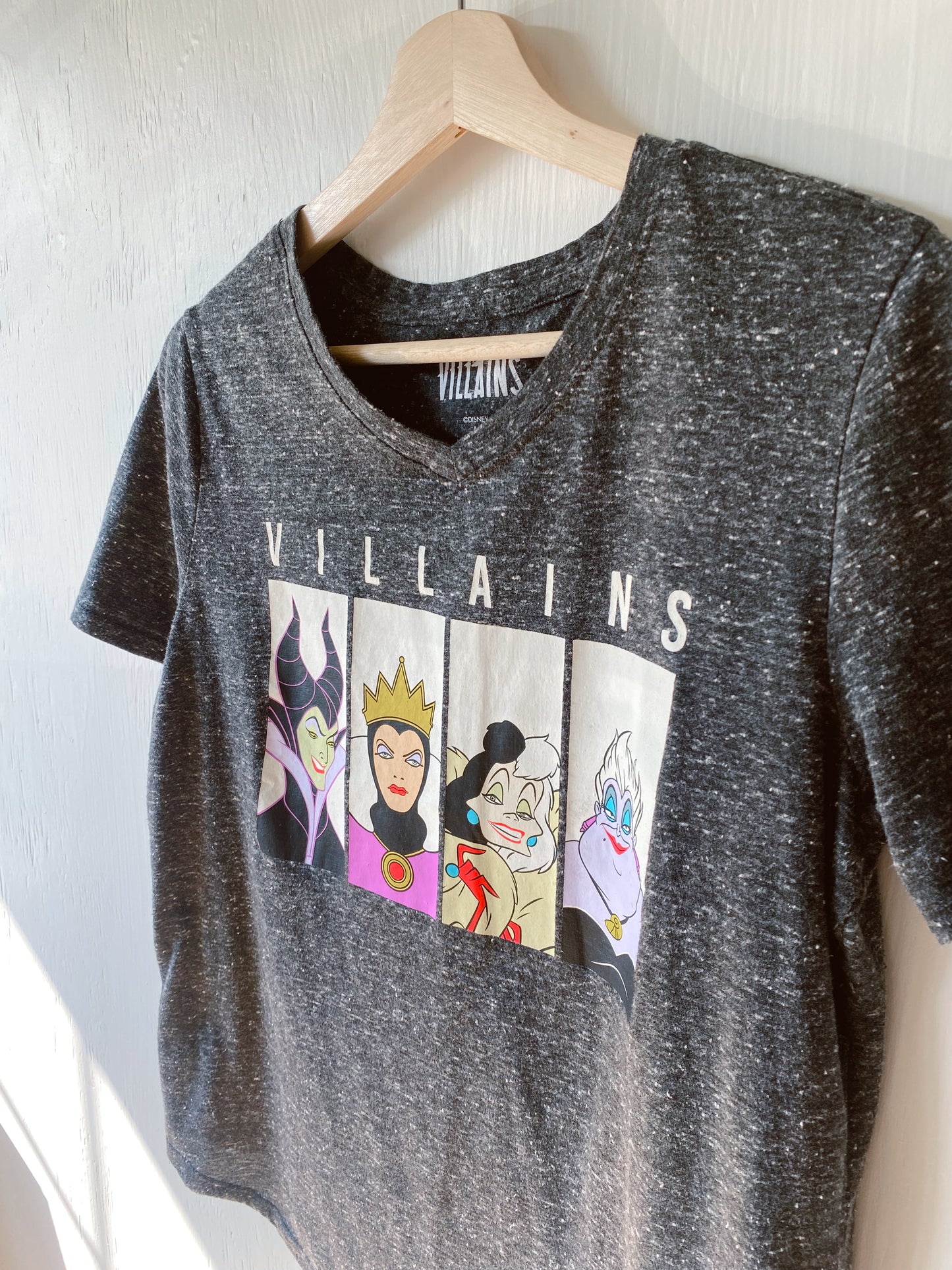 Villains Heathered Tee - L