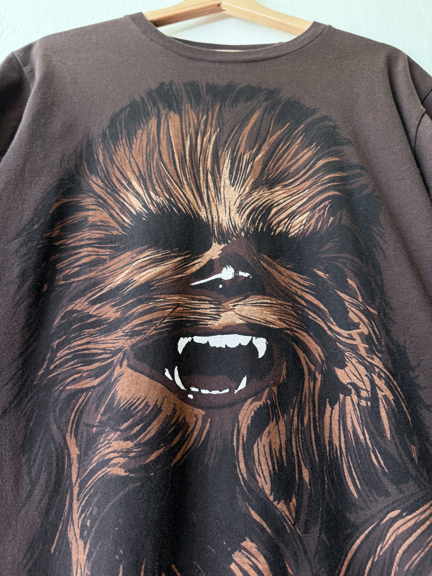 VINTAGE 00’s Star Wars Big Face Chewie Tee - M