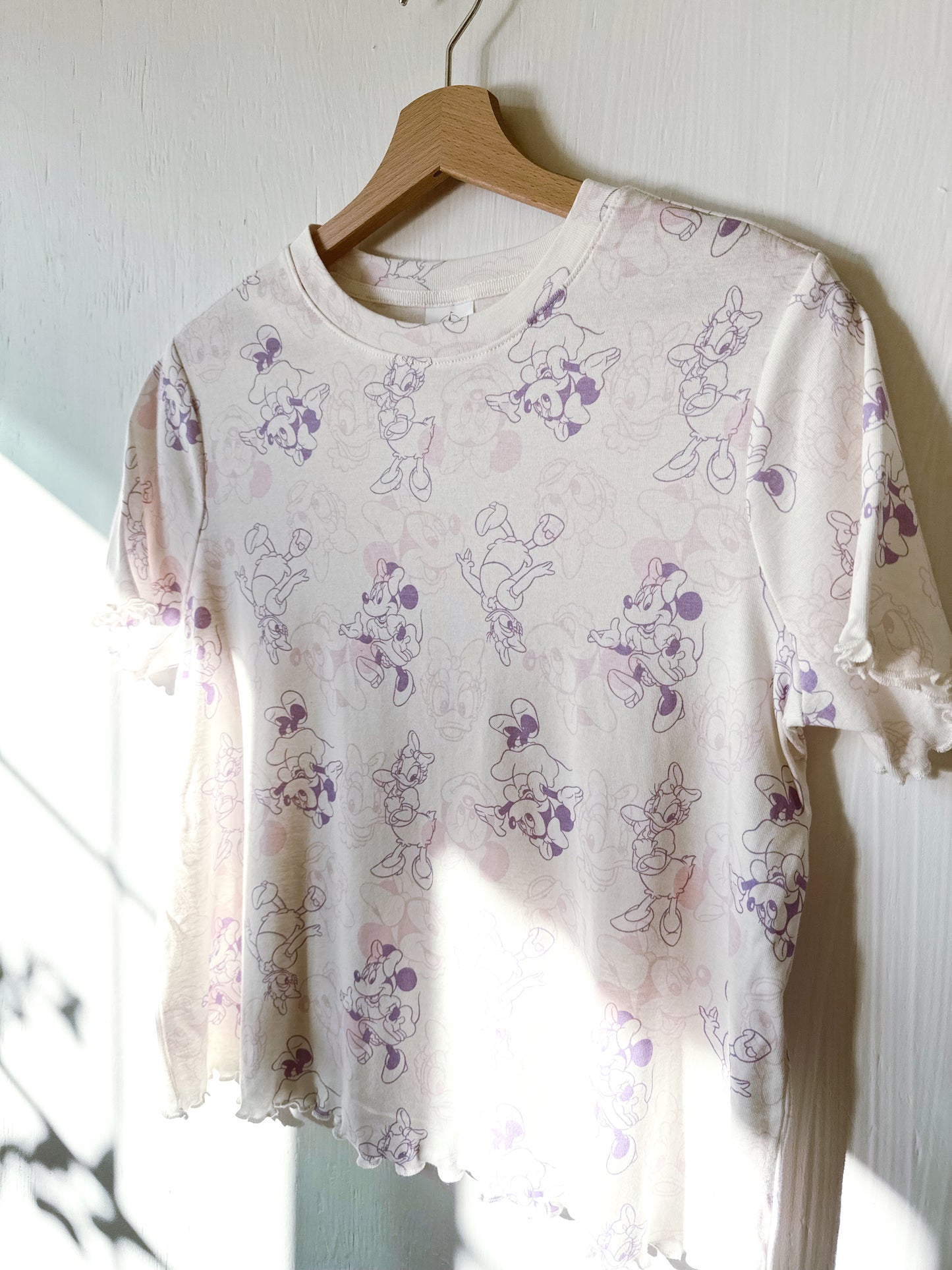 Disney Parks Minnie Daisy Lettuce Hem Top - S