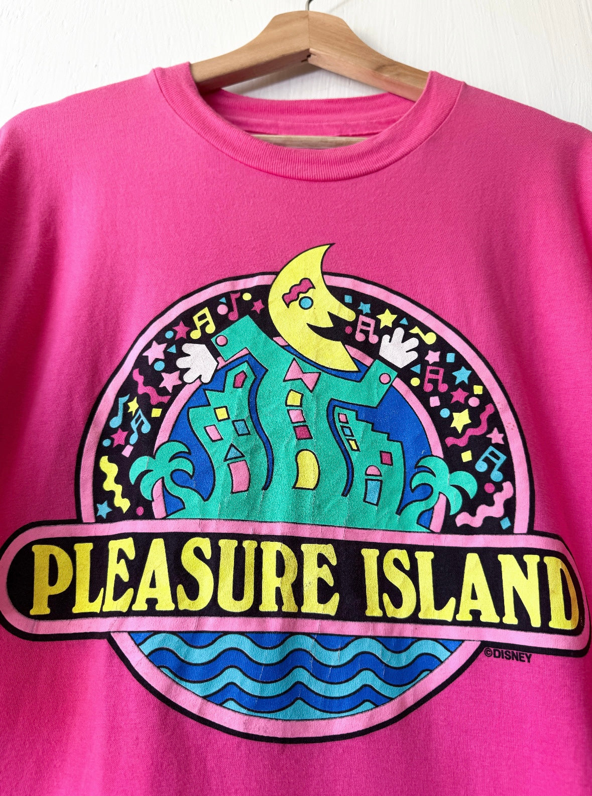 VINTAGE 90’s Rare Pleasure Island Tee - XL