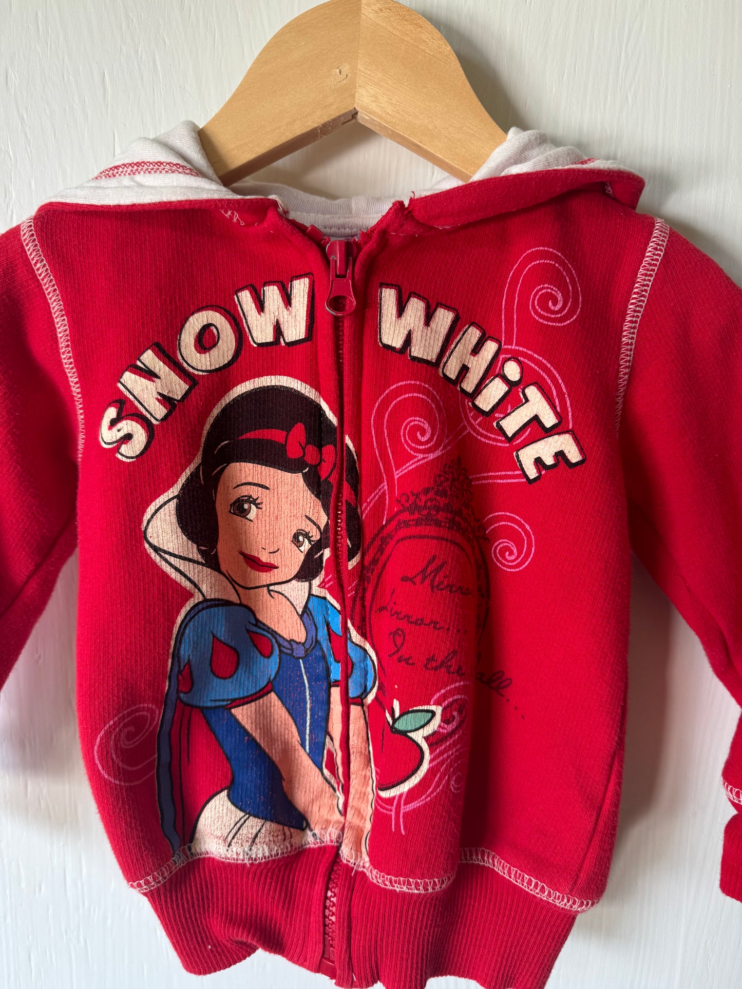 2000’s Snow White Hoodie - 24M