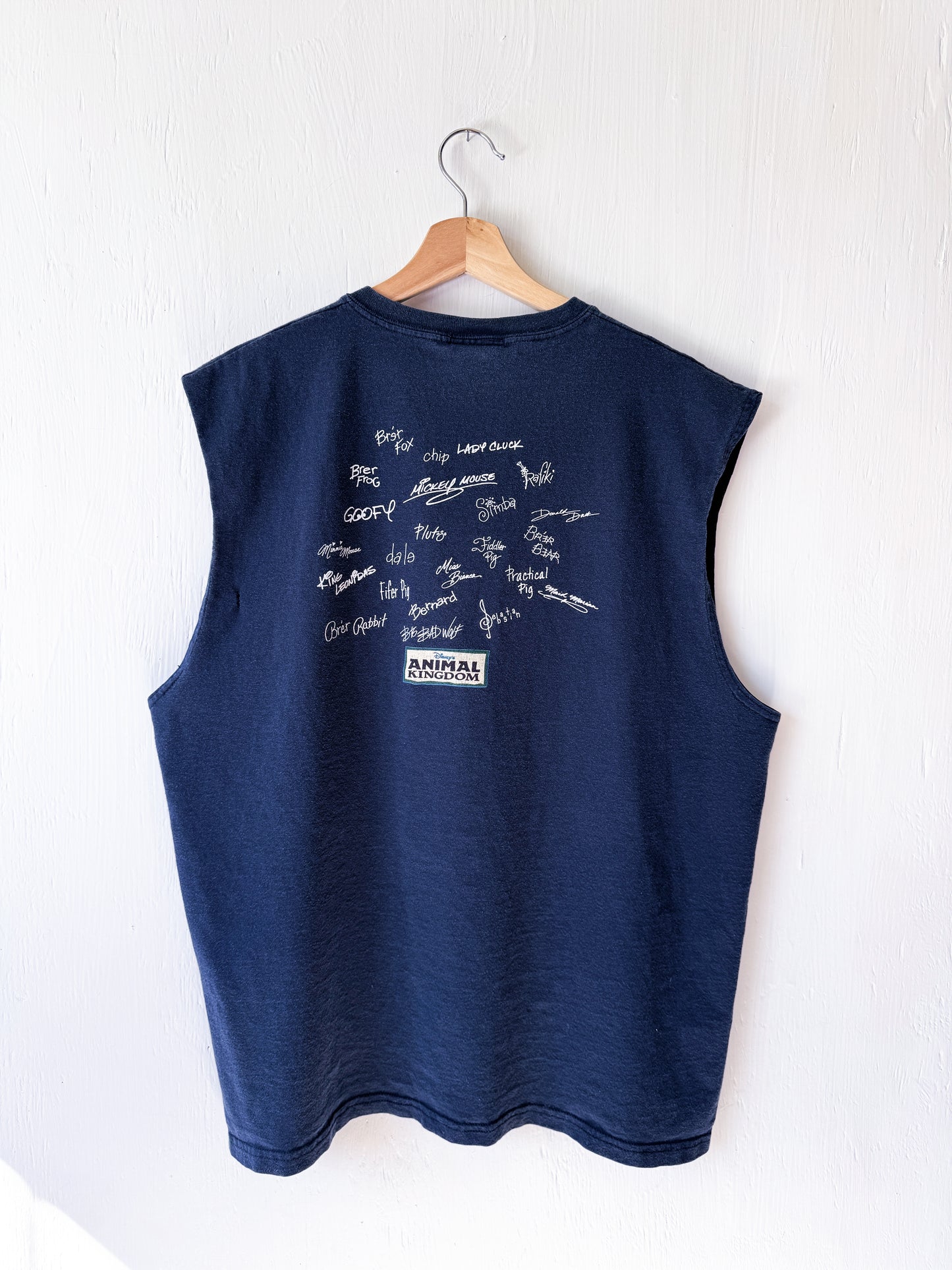 VINTAGE 00’s Animal Kingdom Characters + Signatures - XL