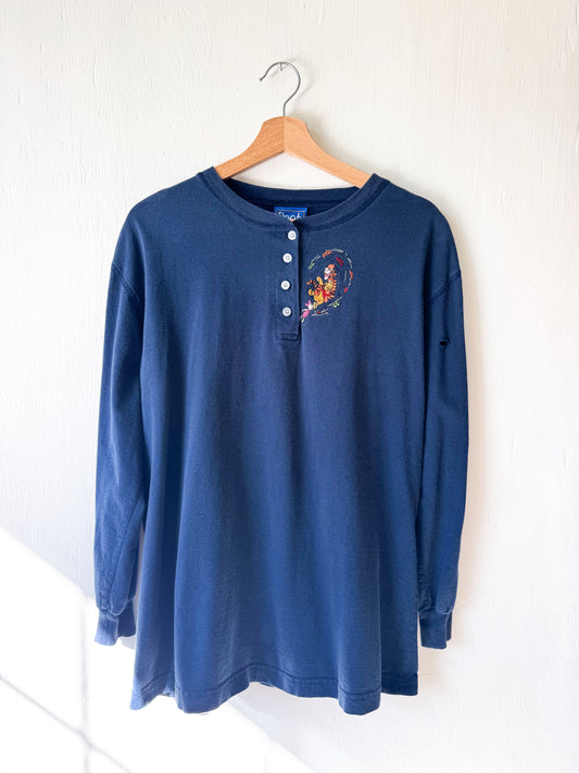 VINTAGE Pooh Tigger Piglet Fall Henley - L