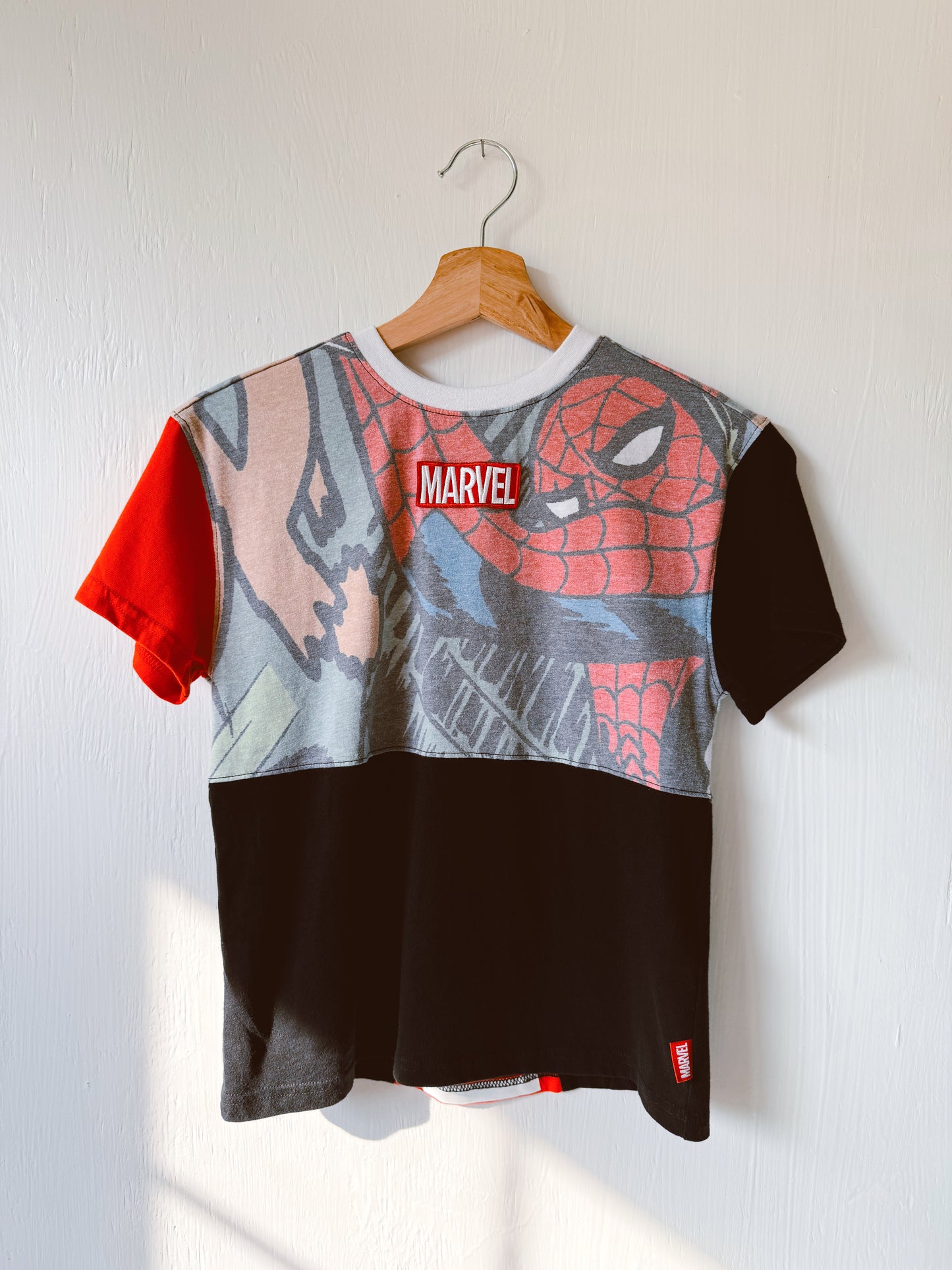 Disney Parks Spidey Marvel Tee - 9/10