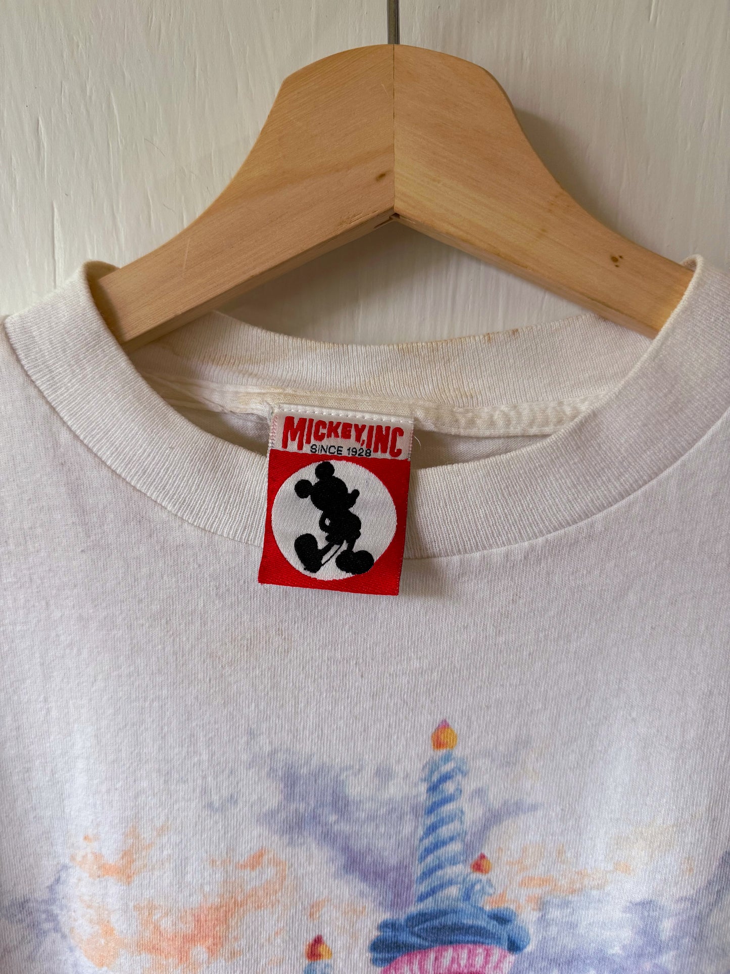 VINTAGE Rare '97 Cake Castle Tee - M