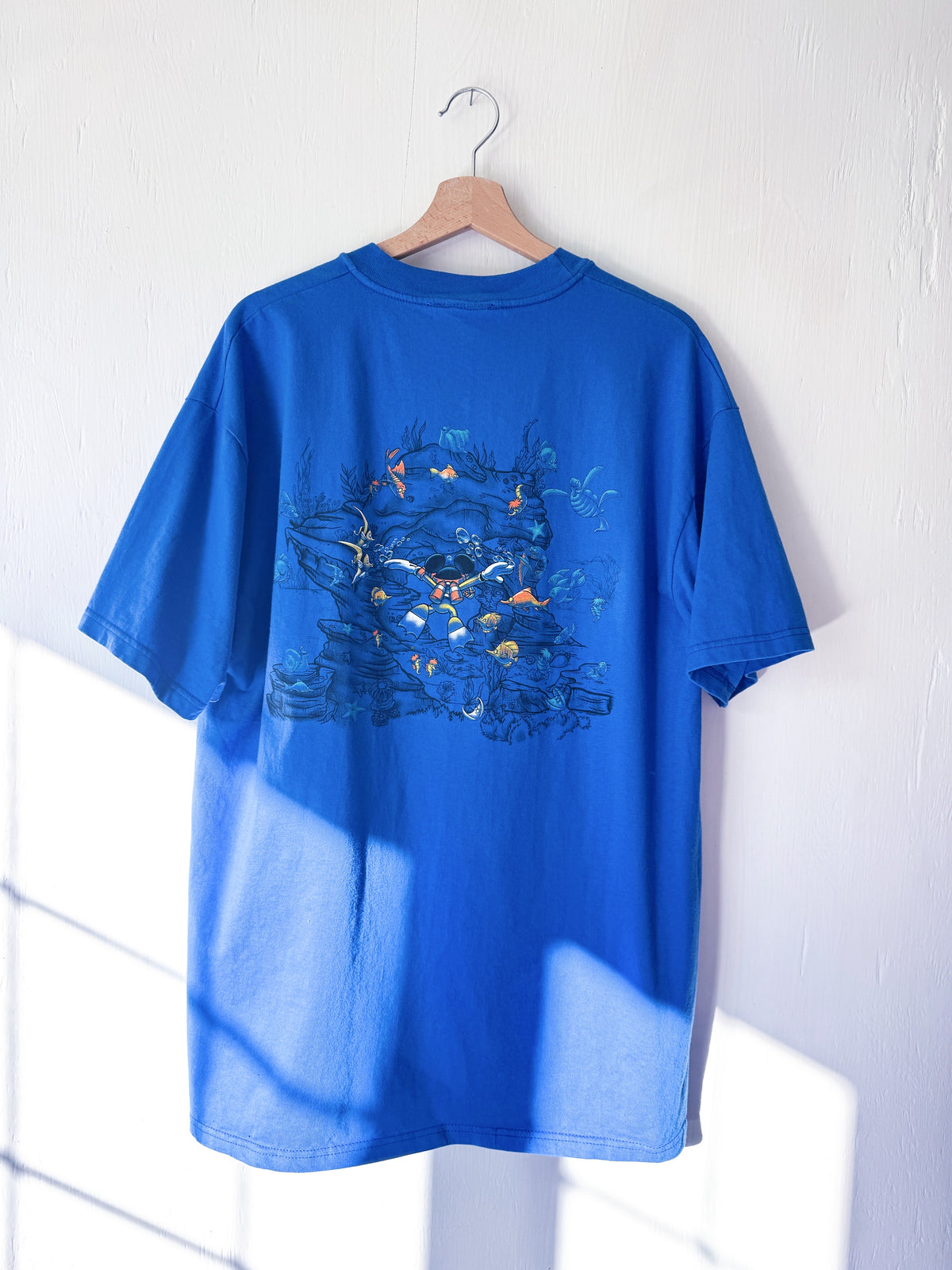 VINTAGE 00’s Scuba Mickey Front Back Tee - XL