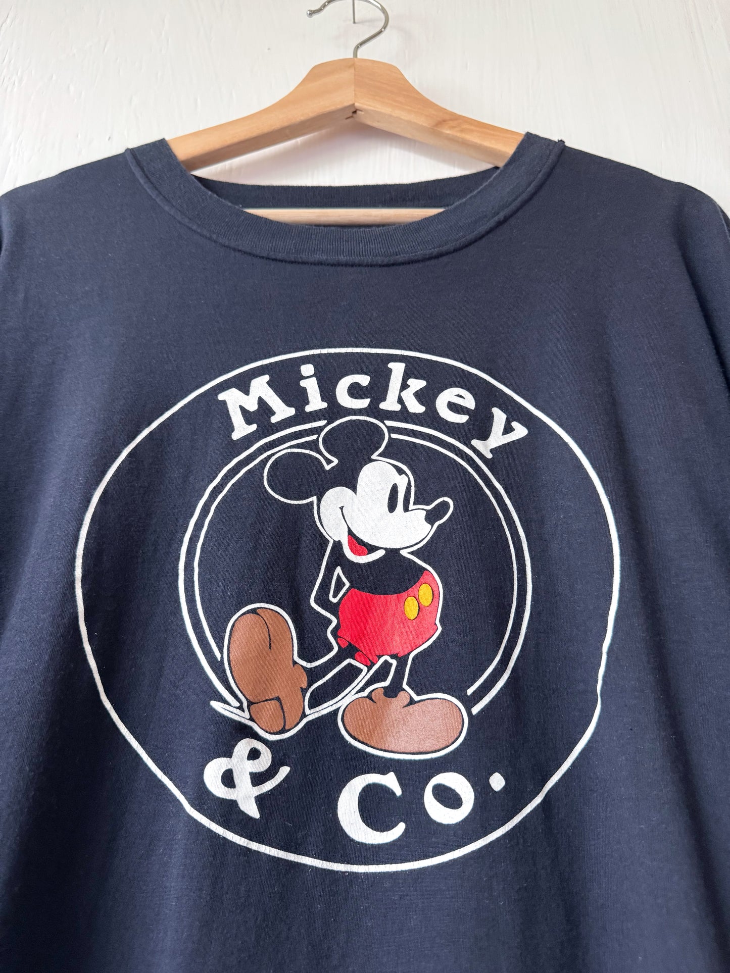 VINTAGE 90’s Classic Mickey & Co. Tee - L