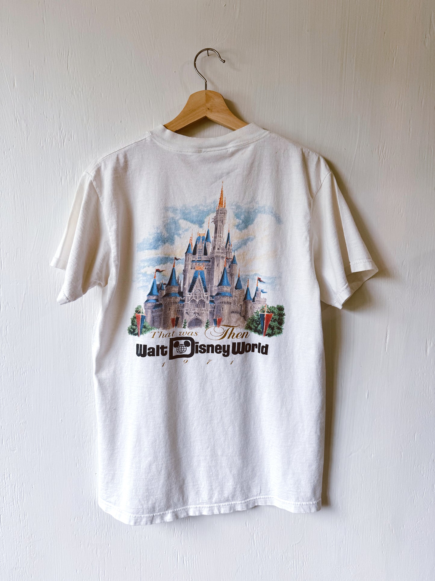 VINTAGE Rare '97 Cake Castle Tee - M