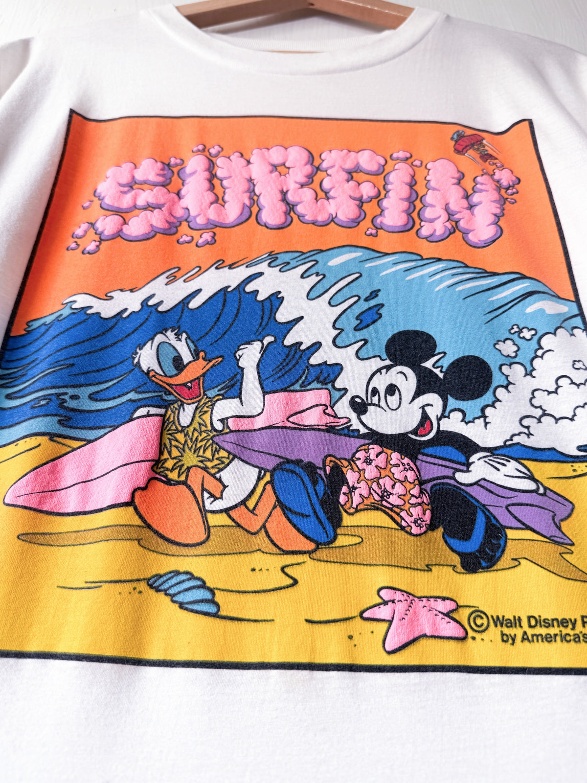 VINTAGE 80’s Rare Mickey + Donald Surfin’ Tee - M