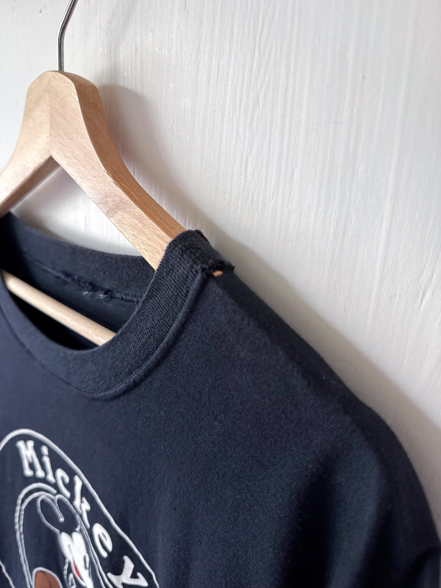 VINTAGE 90’s Classic Mickey & Co. Tee - L