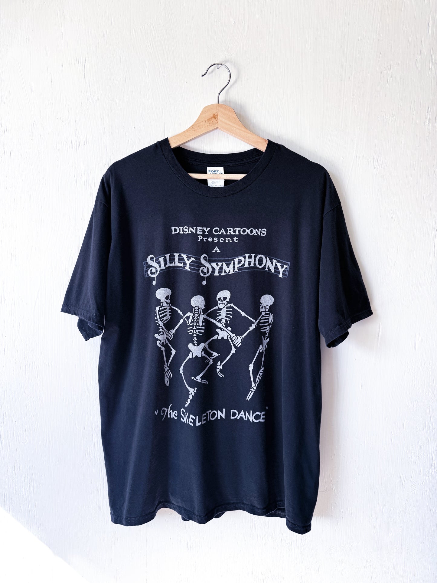 Disney Cartoons Silly Symphony Tee - XL