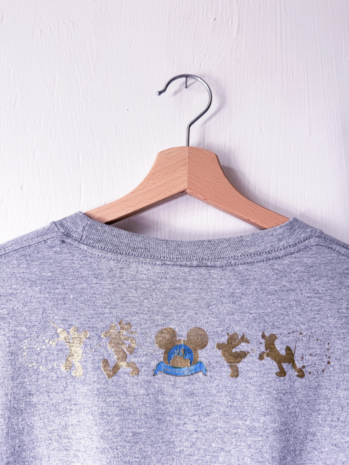 VINTAGE 00’s Happiest Castle LS Tee - L