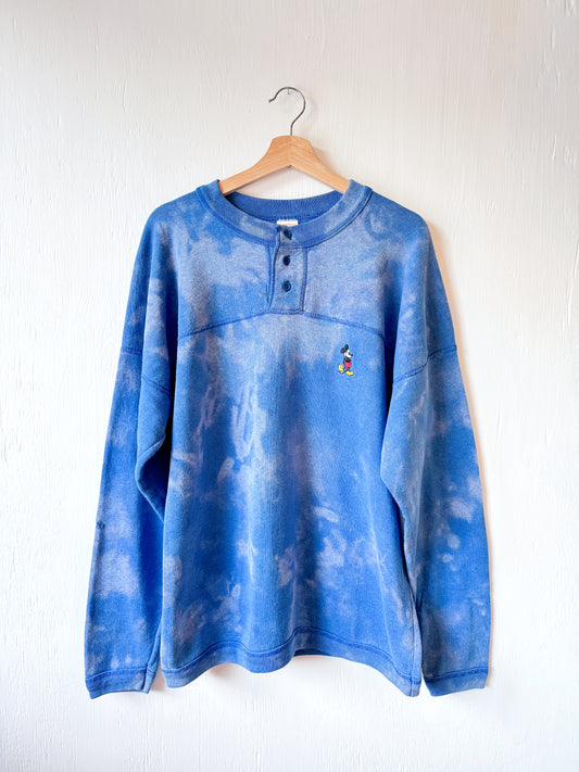 VINTAGE 90’s Embroidered Mickey Henley - L
