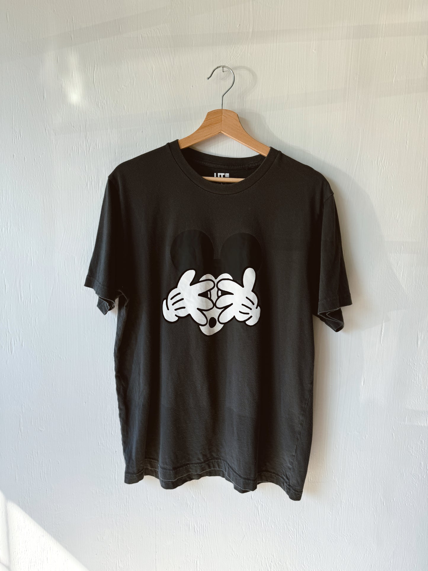 Uniqlo Geoff Mcfetridge Art Mickey Tee - L