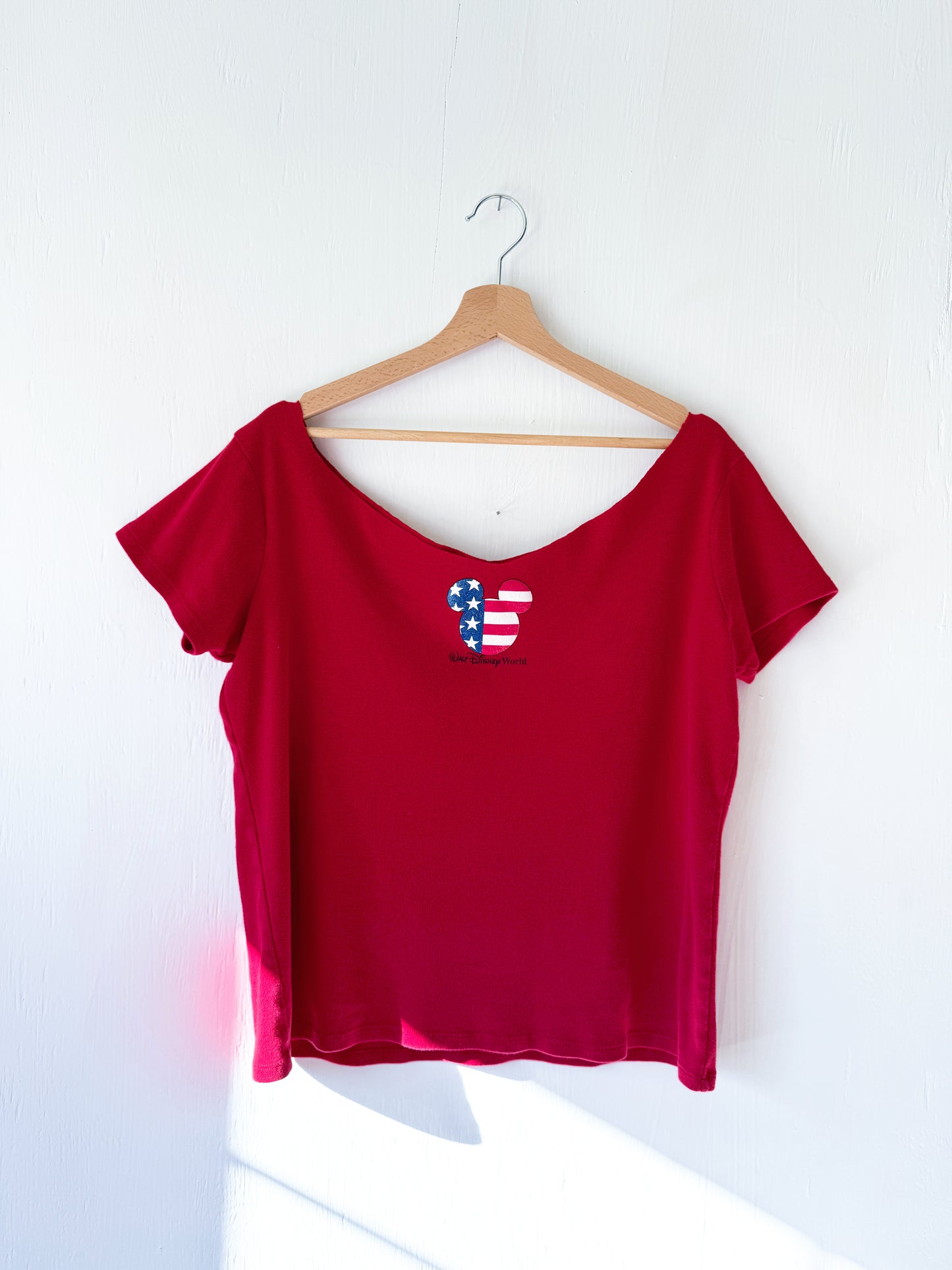 VINTAGE 00’s USA Shimmer Mickey Ears Boatneck Tee - L
