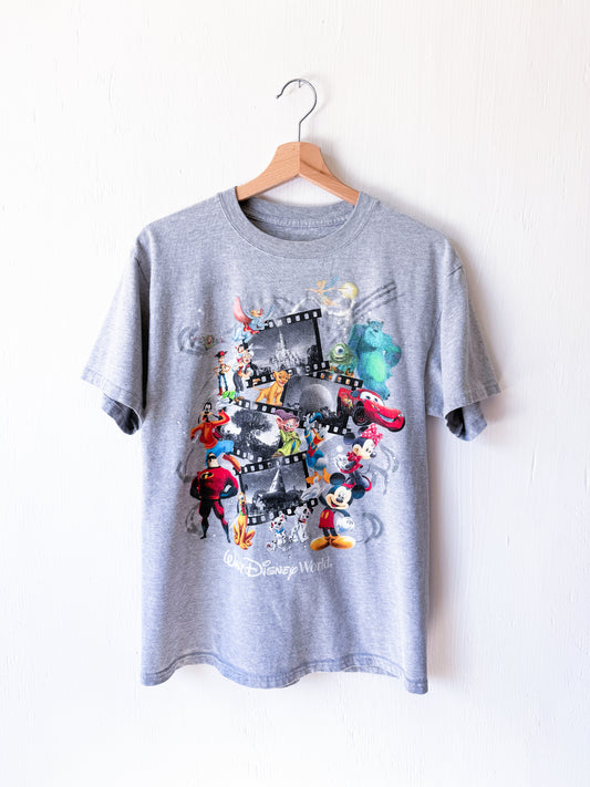 VINTAGE 00’s Disney Animation Tee - M