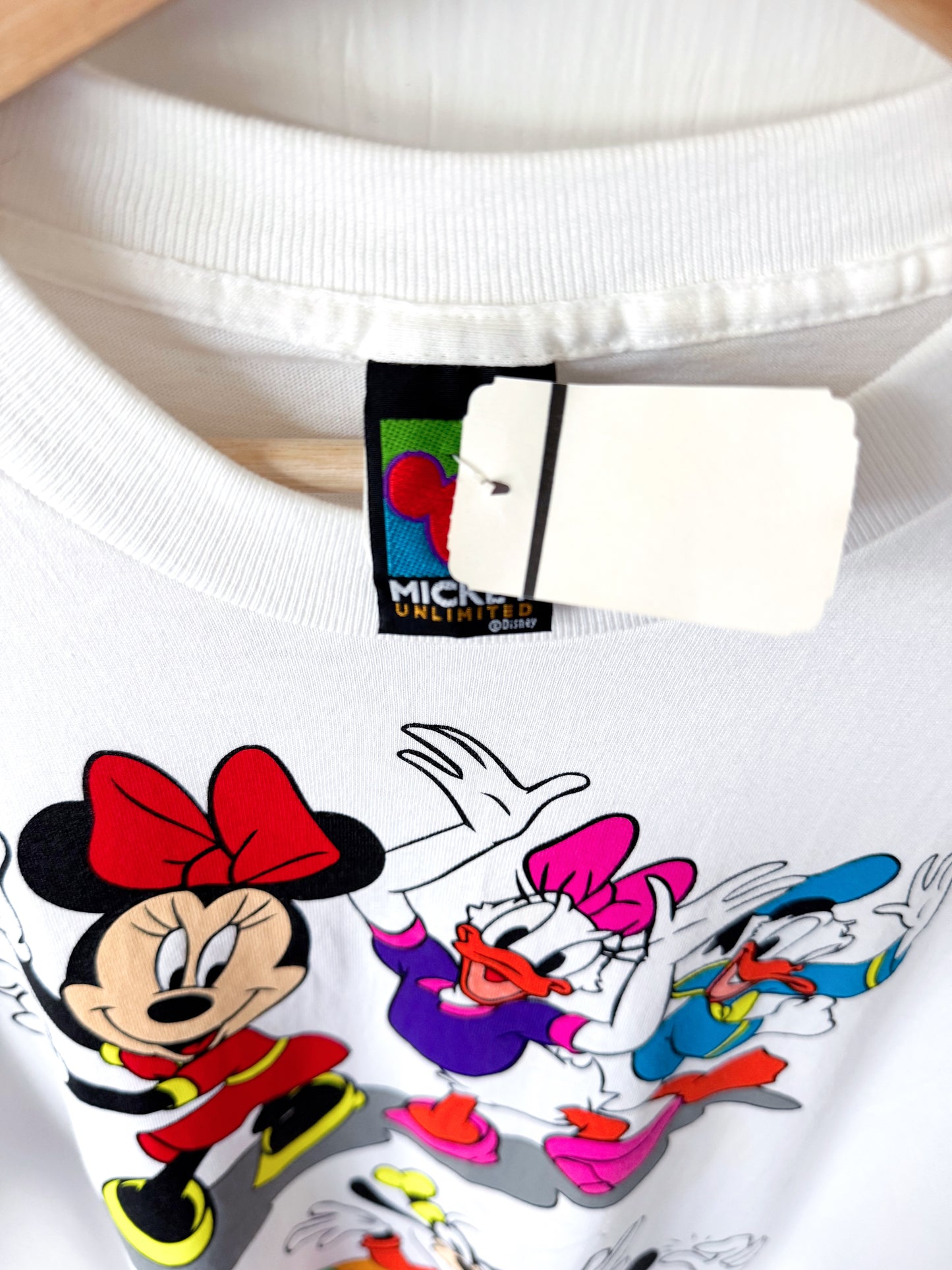 VINTAGE 90’s (new) Character Tee - OS (XL)