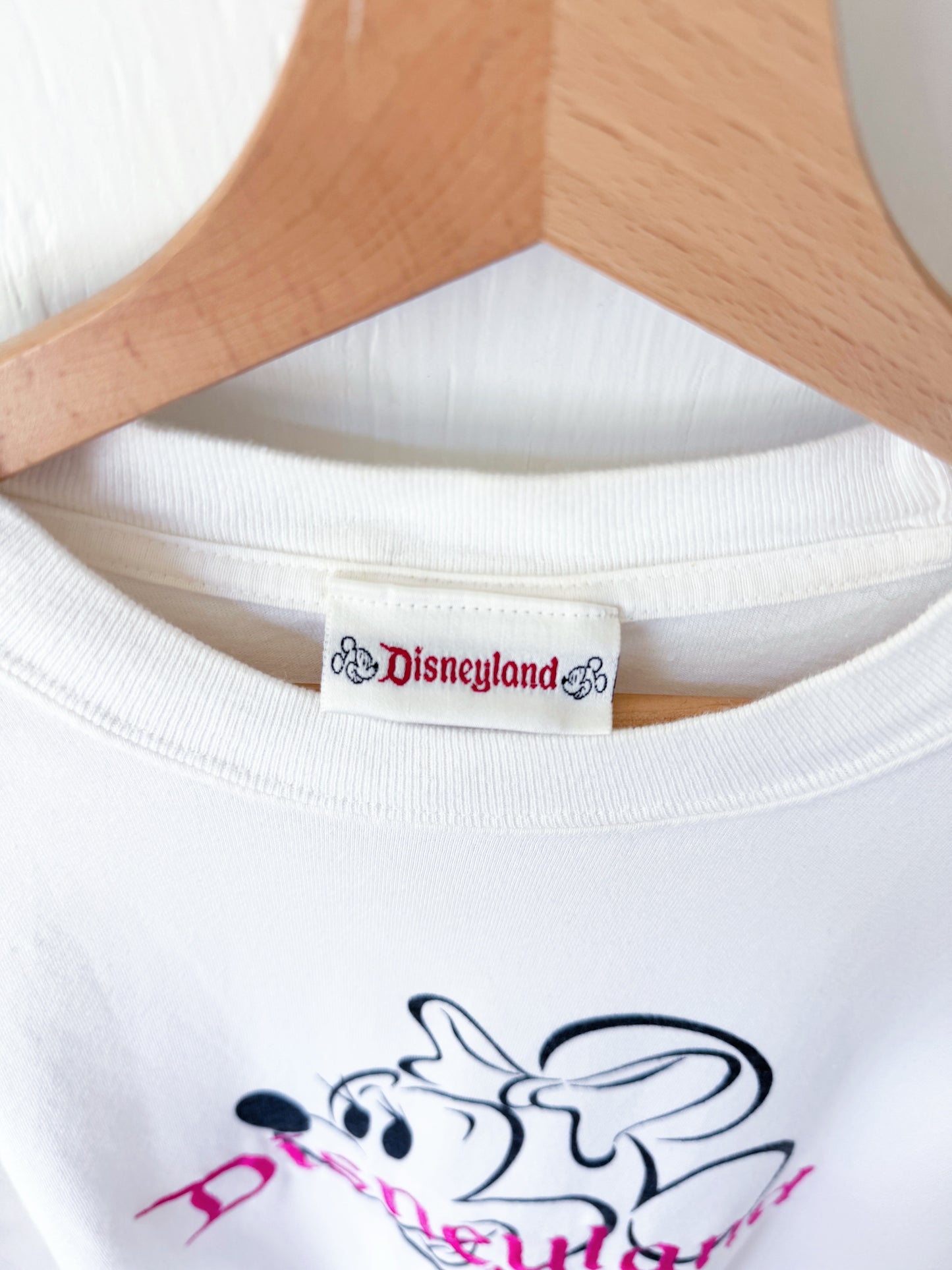 VINTAGE 00’s Embroidered Minnie Disneyland Tee - XL