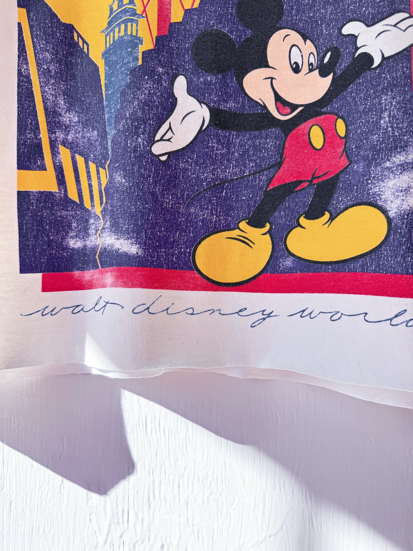 VINTAGE 90’s Mickey Park Icons Tee - L