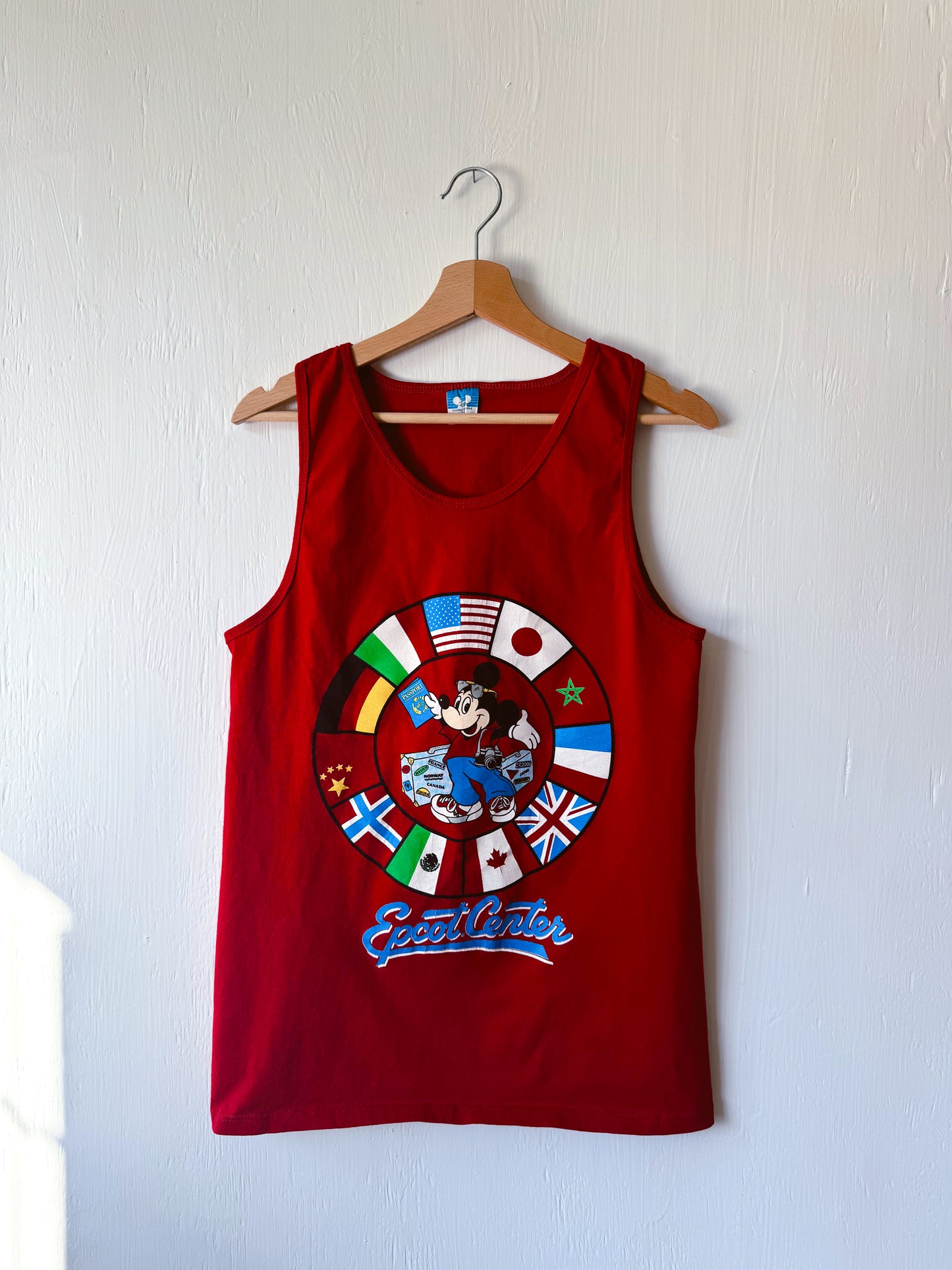 VINTAGE 90’s Epcot World Showcase Tank - M