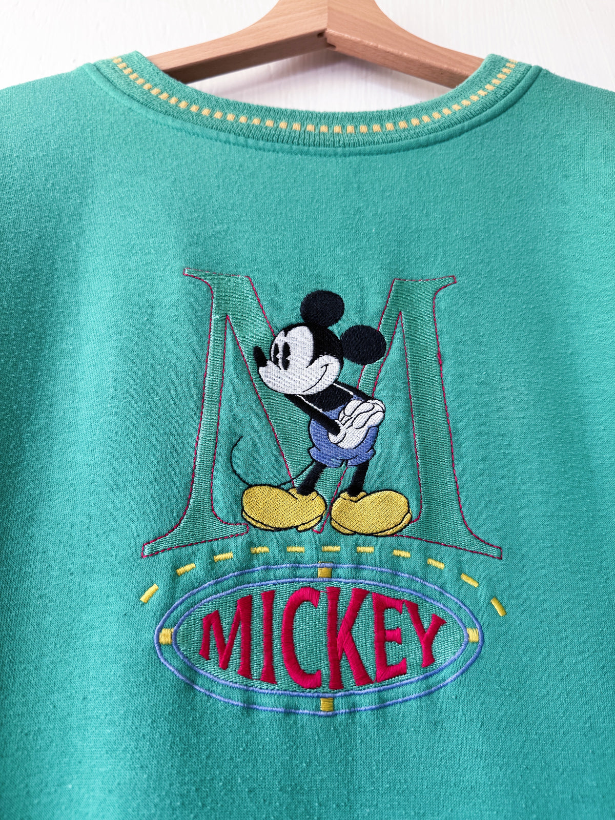 VINTAGE 90’s Mickey Crewneck - XL