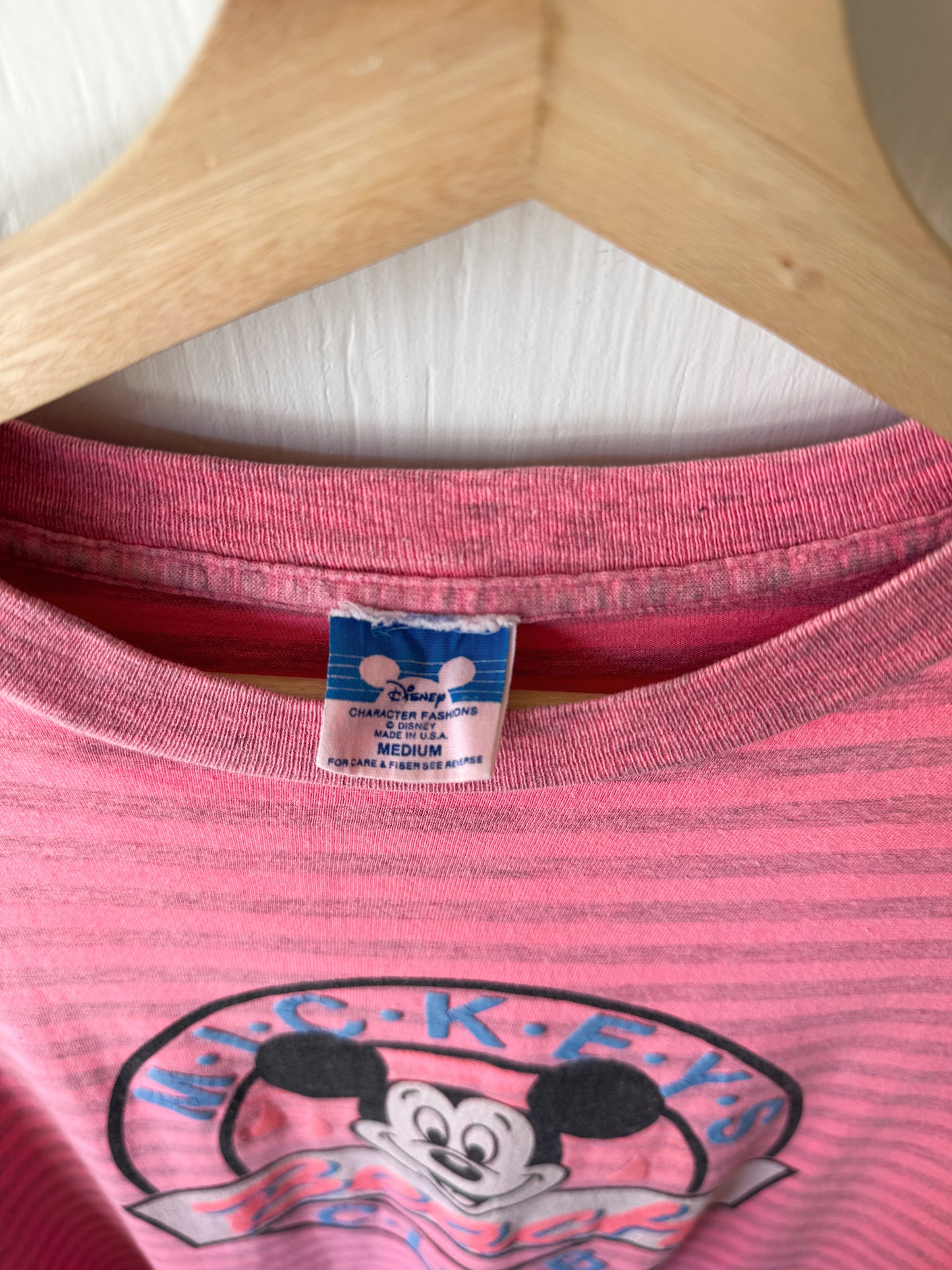 VINTAGE 90’s Rare Mickey’s Beach Club Tee - M/L