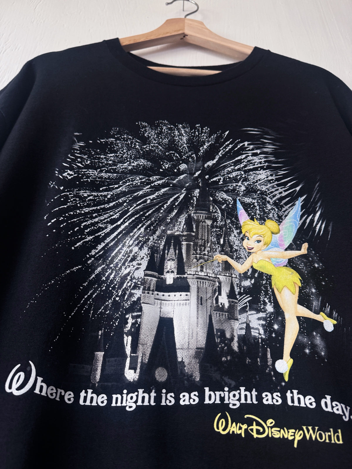 VINTAGE 00’s Tinker Bell Castle Tee - L