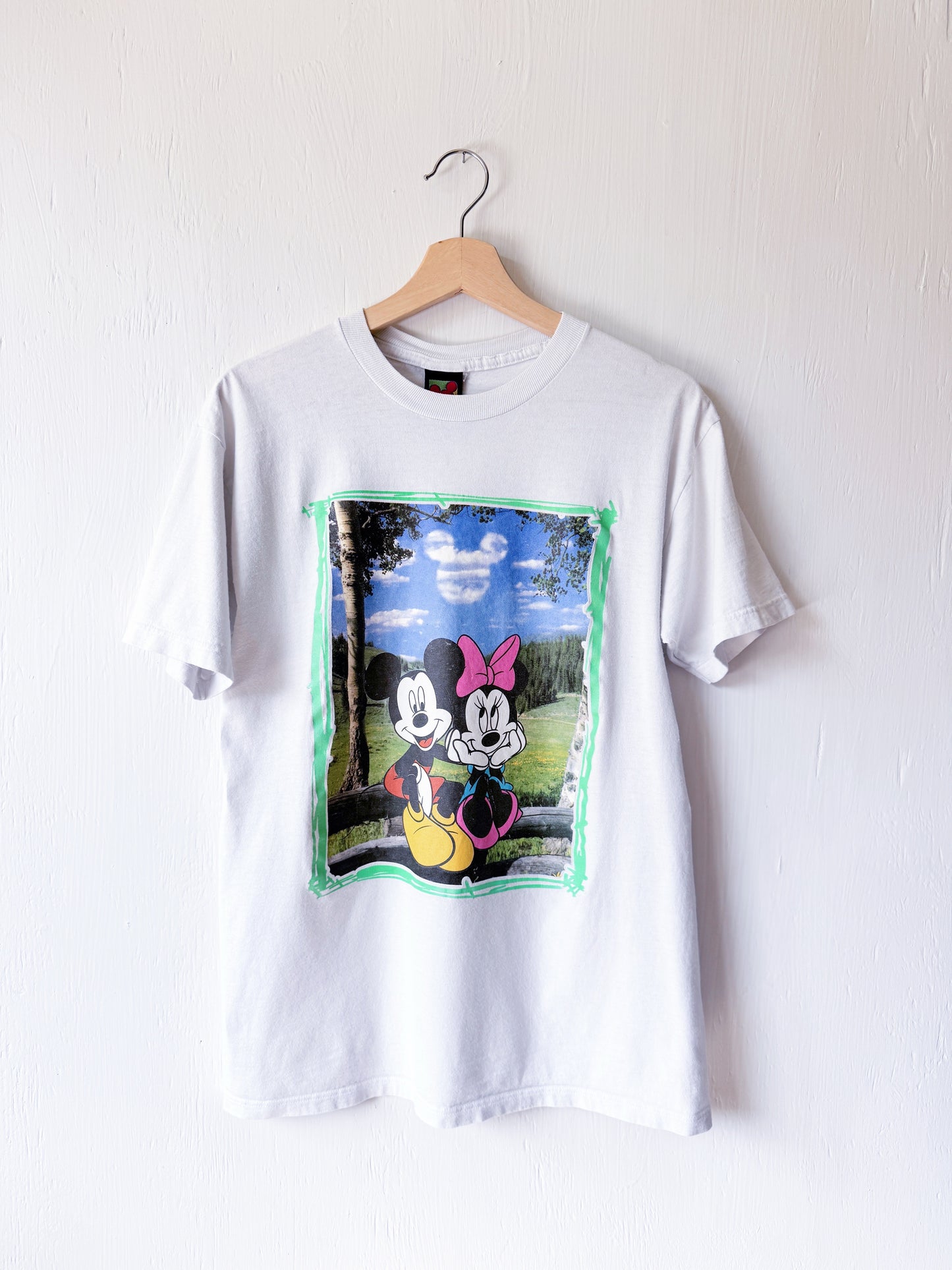 VINTAGE 90’s Mickey + Minnie Blue Sky Tee - M