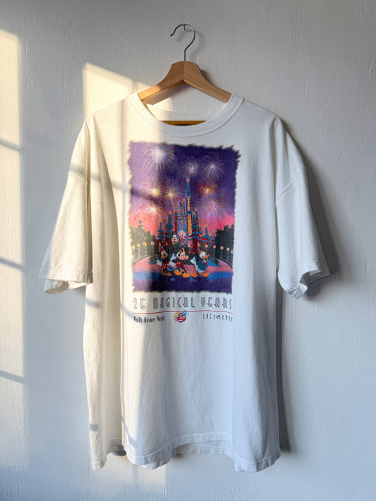 VINTAGE 1996 Cake Castle Fireworks Tee - XL