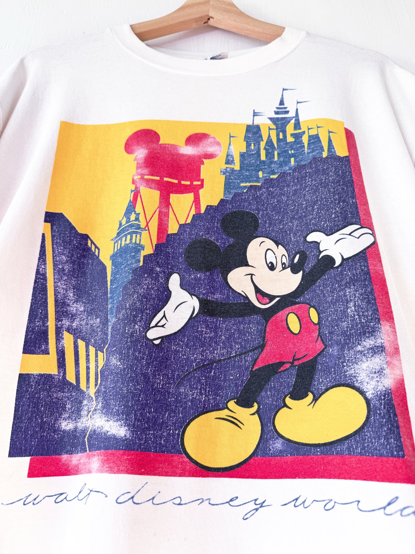 VINTAGE 90’s Mickey Park Icons Tee - L