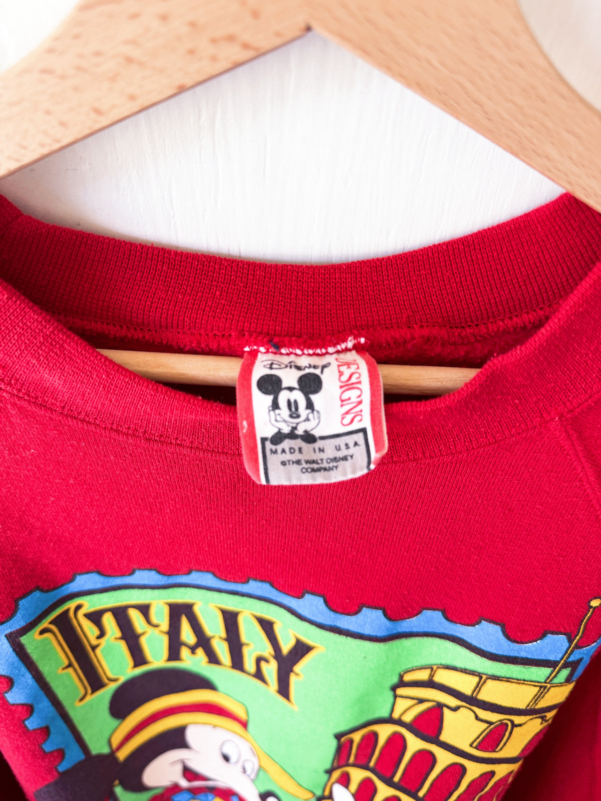 VINTAGE 90’s EPCOT Italy Mickey Crewneck - XL