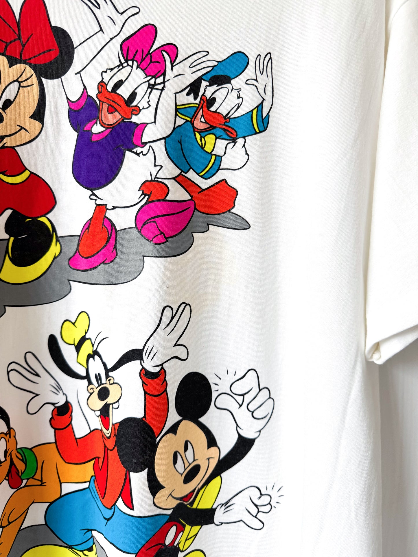 VINTAGE 90’s (new) Character Tee - OS (XL)